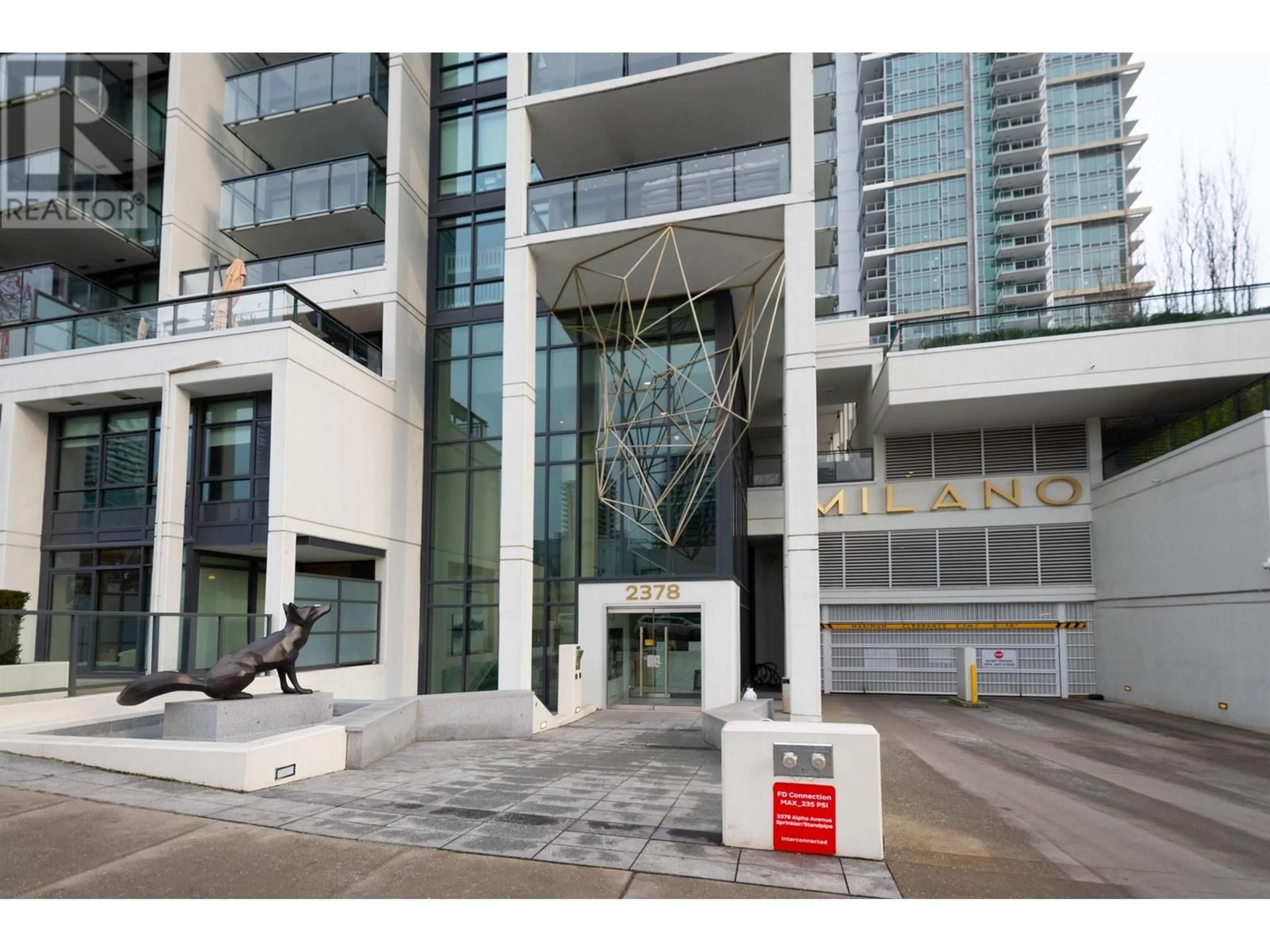 Indoor foyer for 1907 2378 ALPHA AVENUE, Burnaby British Columbia V5C0K2