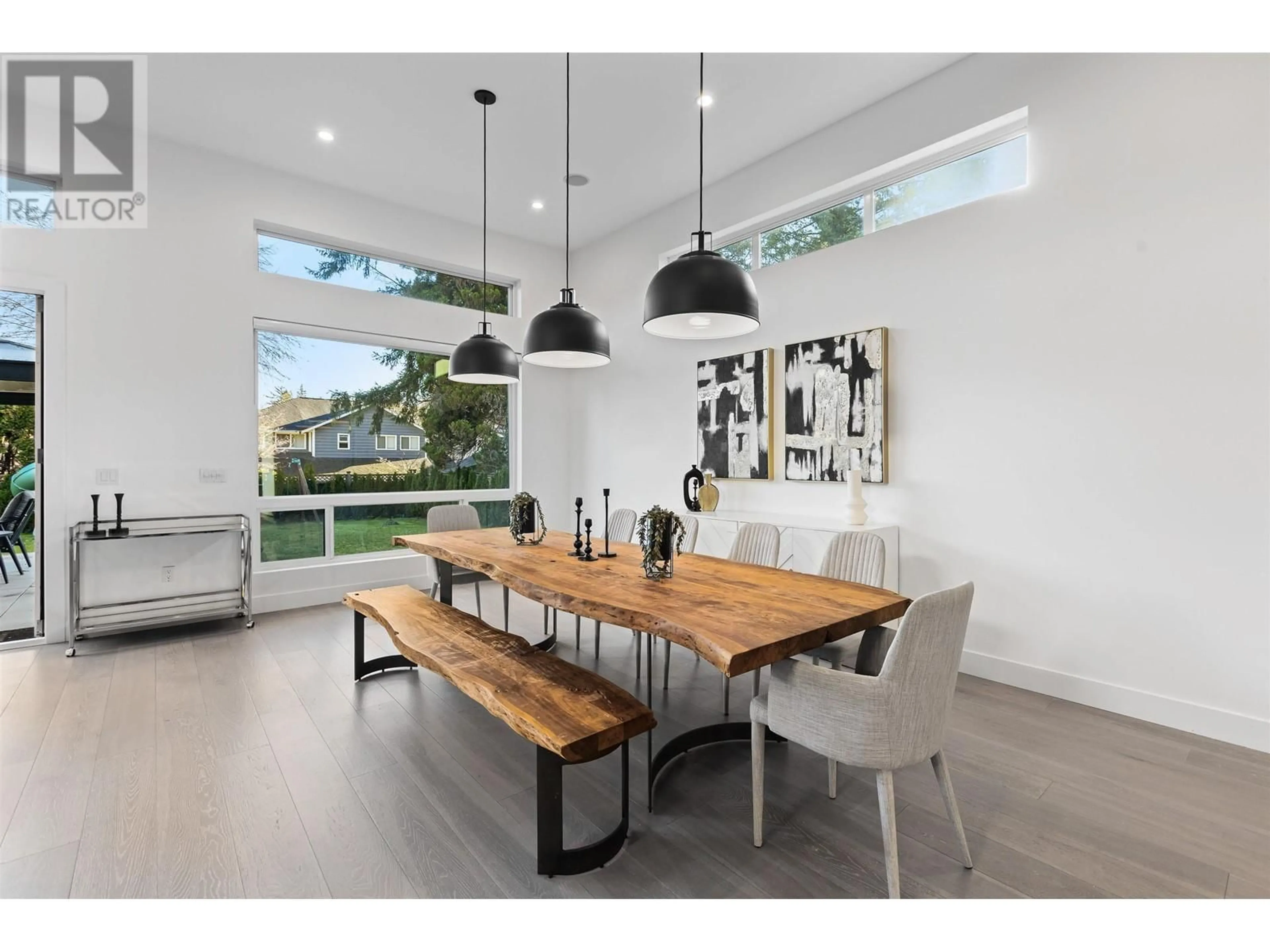 Dining room, wood/laminate floor for 2312 WILLIAM AVENUE, North Vancouver British Columbia V7J2P6