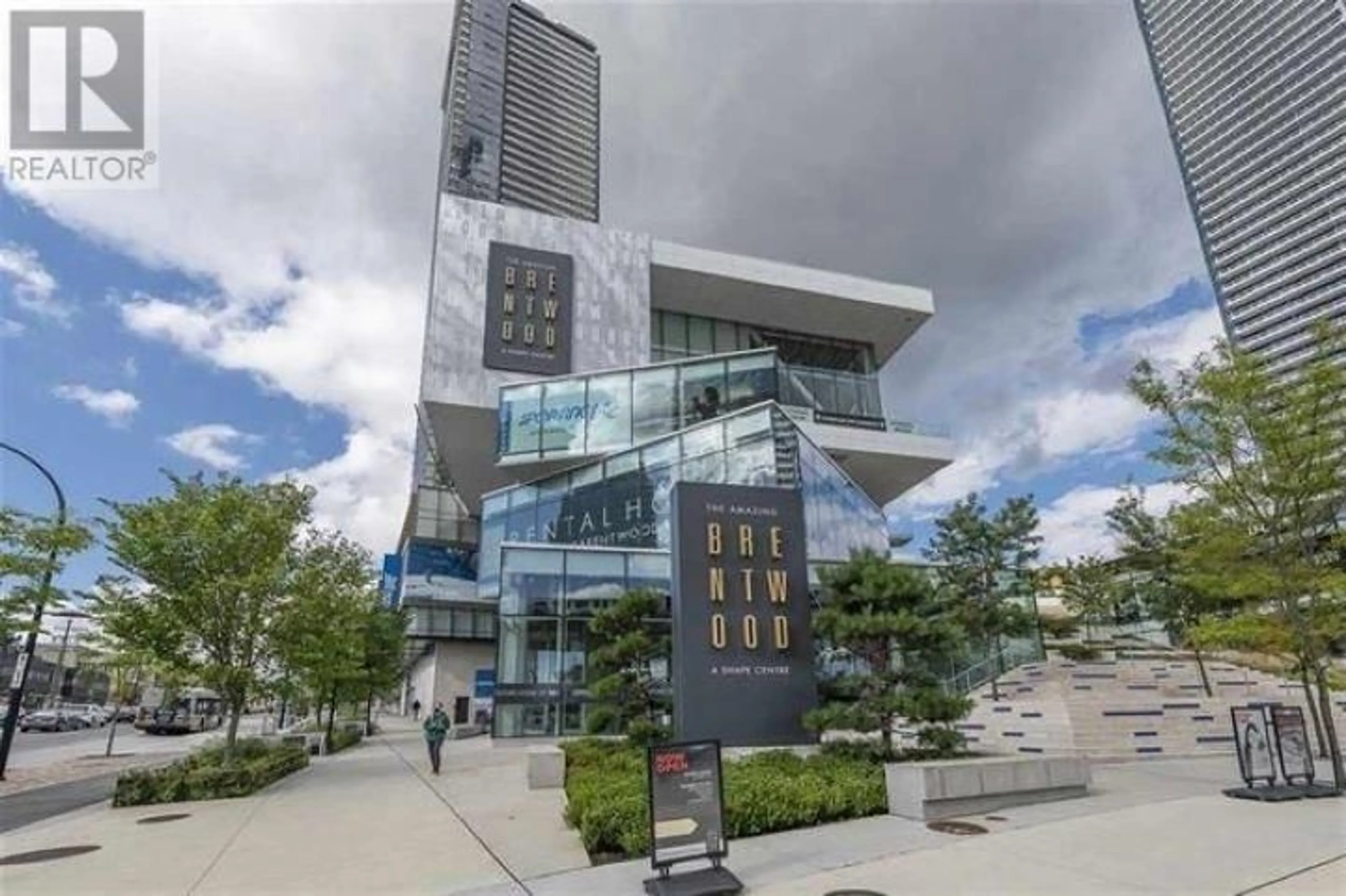 Indoor foyer for 1611 1955 ALPHA WAY, Burnaby British Columbia V5C0K6