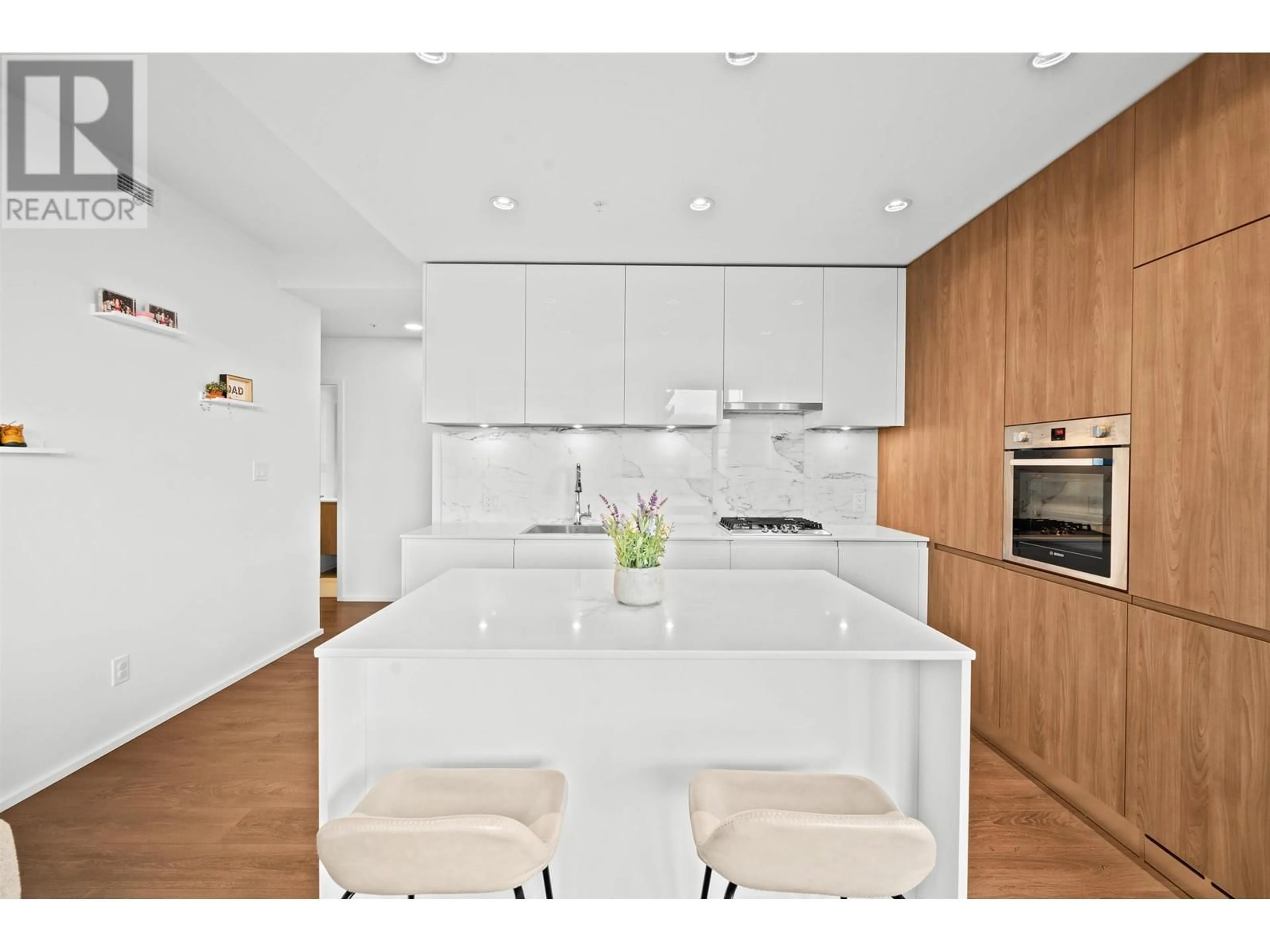 Open concept kitchen, unknown for 4305 4650 BRENTWOOD BOULEVARD, Burnaby British Columbia V5C0M3