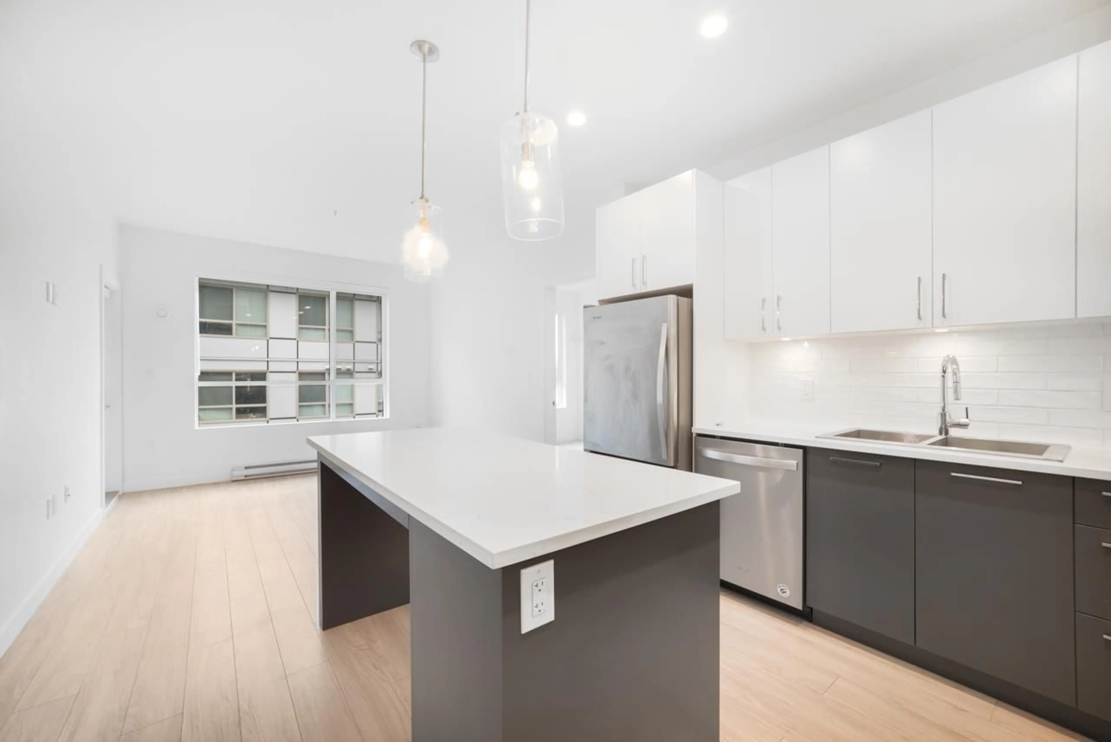 Open concept kitchen, unknown for A507 20834 80 AVENUE, Langley British Columbia V2Y3M6