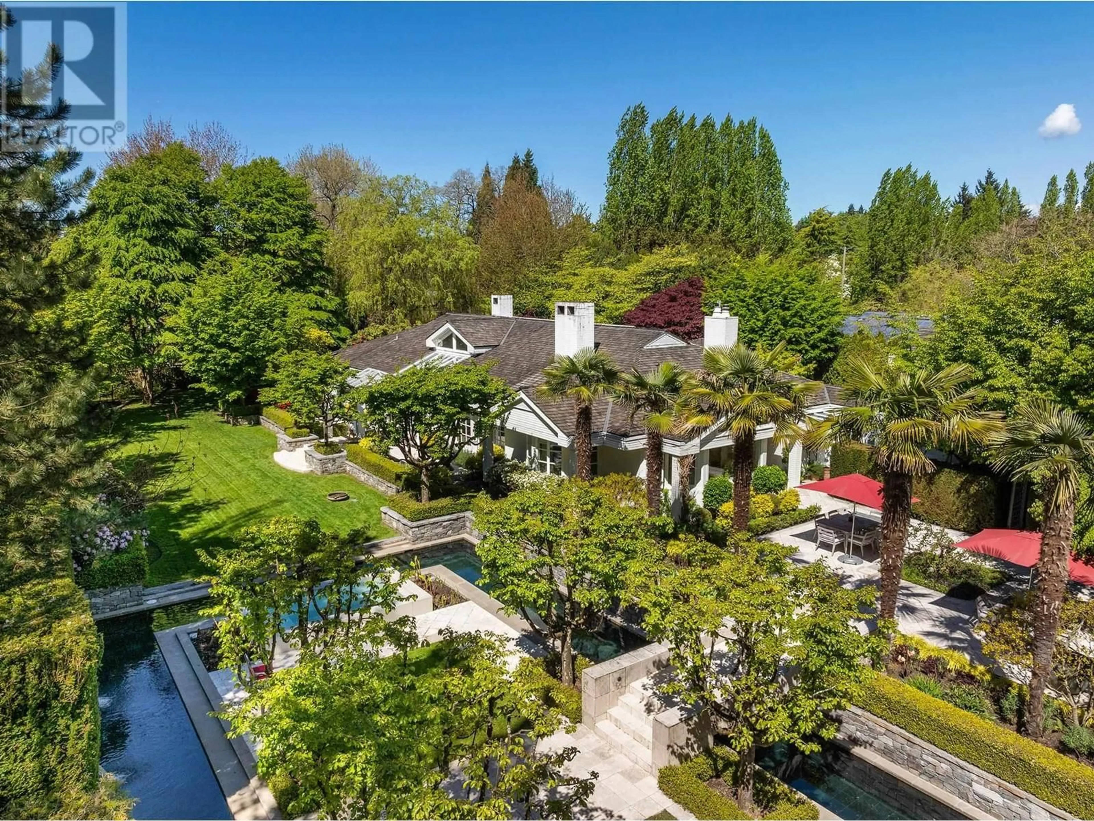 A pic from outside/outdoor area/front of a property/back of a property/a pic from drone, unknown for 6650 BALACLAVA STREET, Vancouver British Columbia V6N1L9