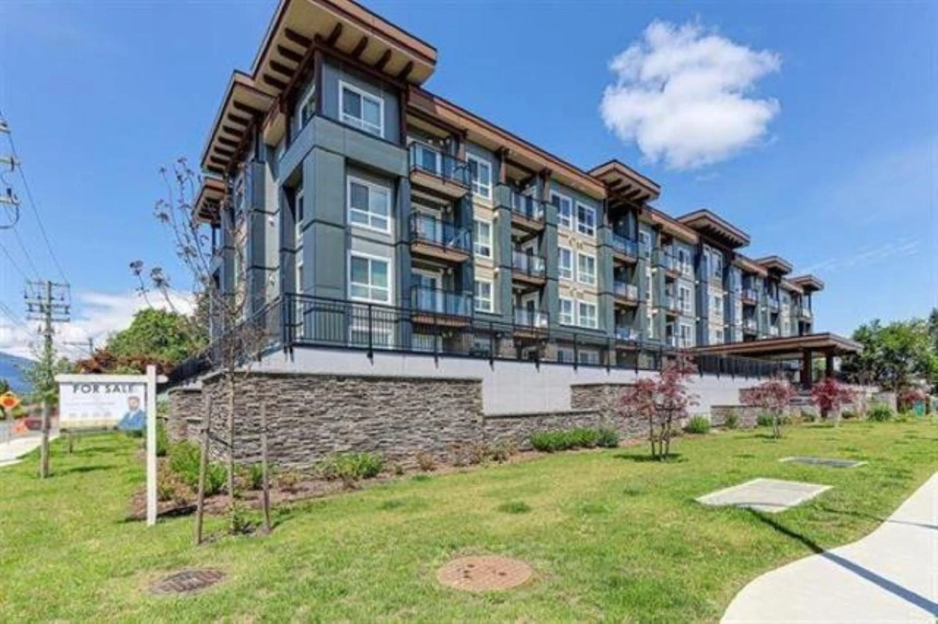Patio, unknown for 203 - 9450 ROBSON STREET, Chilliwack British Columbia V2P0L7