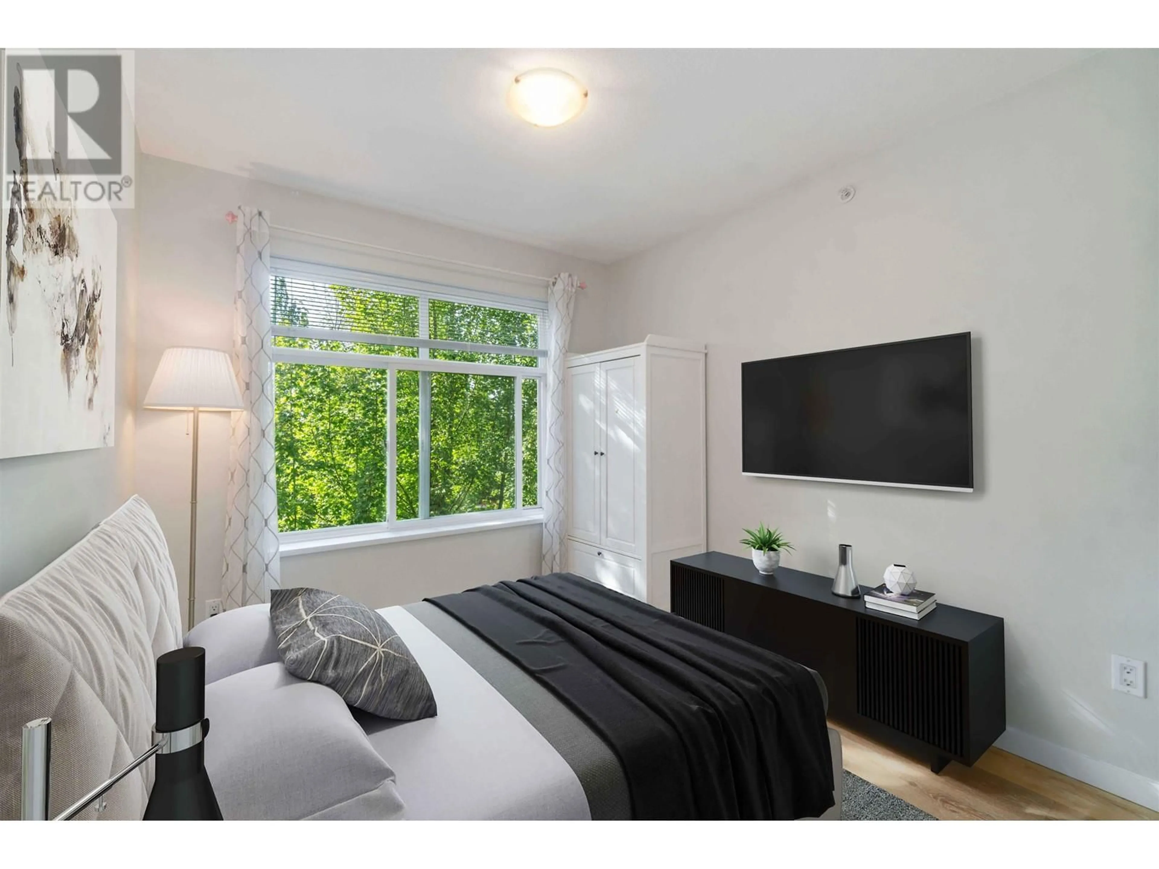 A pic of a room for 41 6965 HASTINGS STREET, Burnaby British Columbia V5B1S9