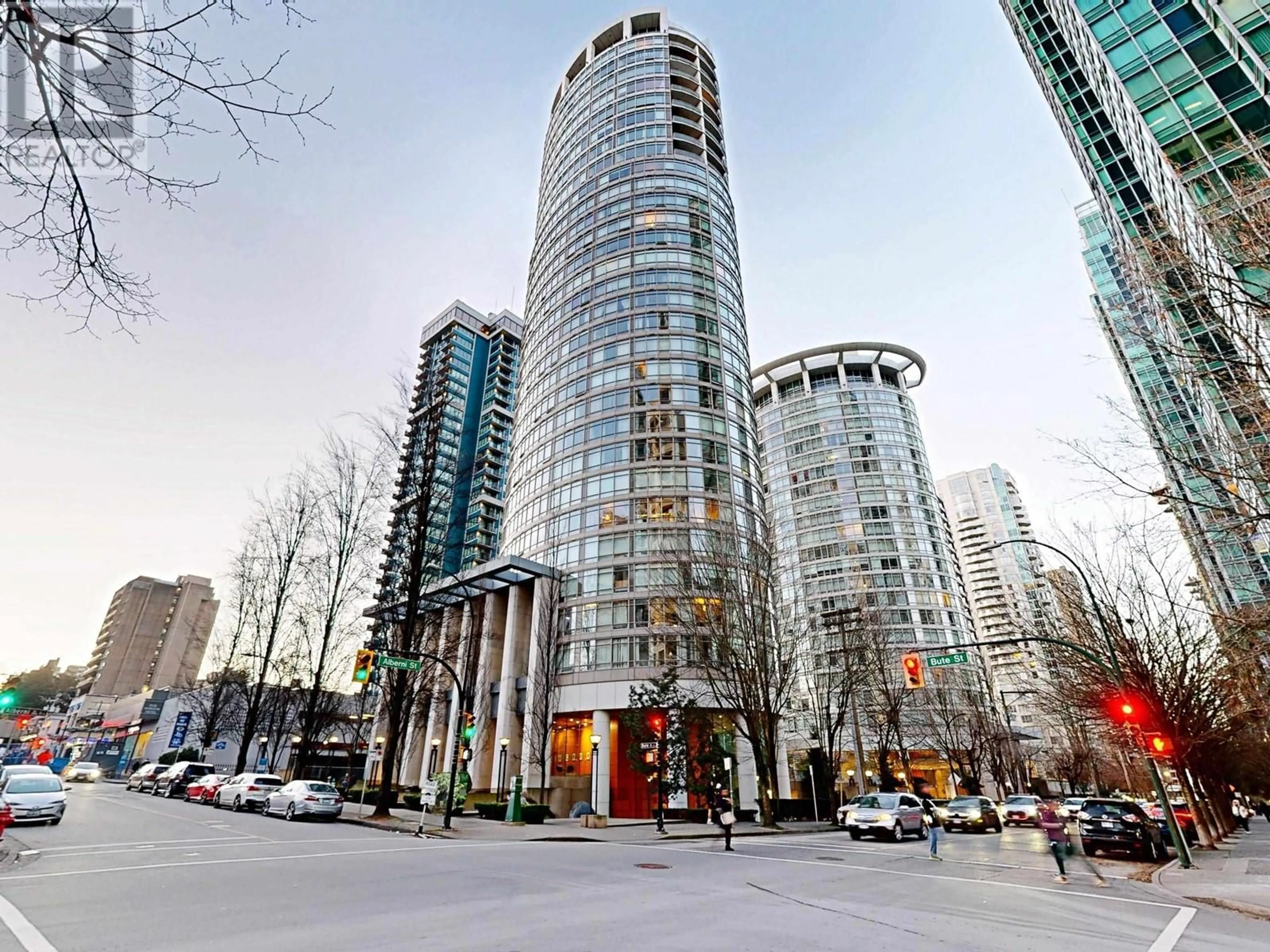 Indoor foyer for 3003 1200 ALBERNI STREET, Vancouver British Columbia V6E1A6