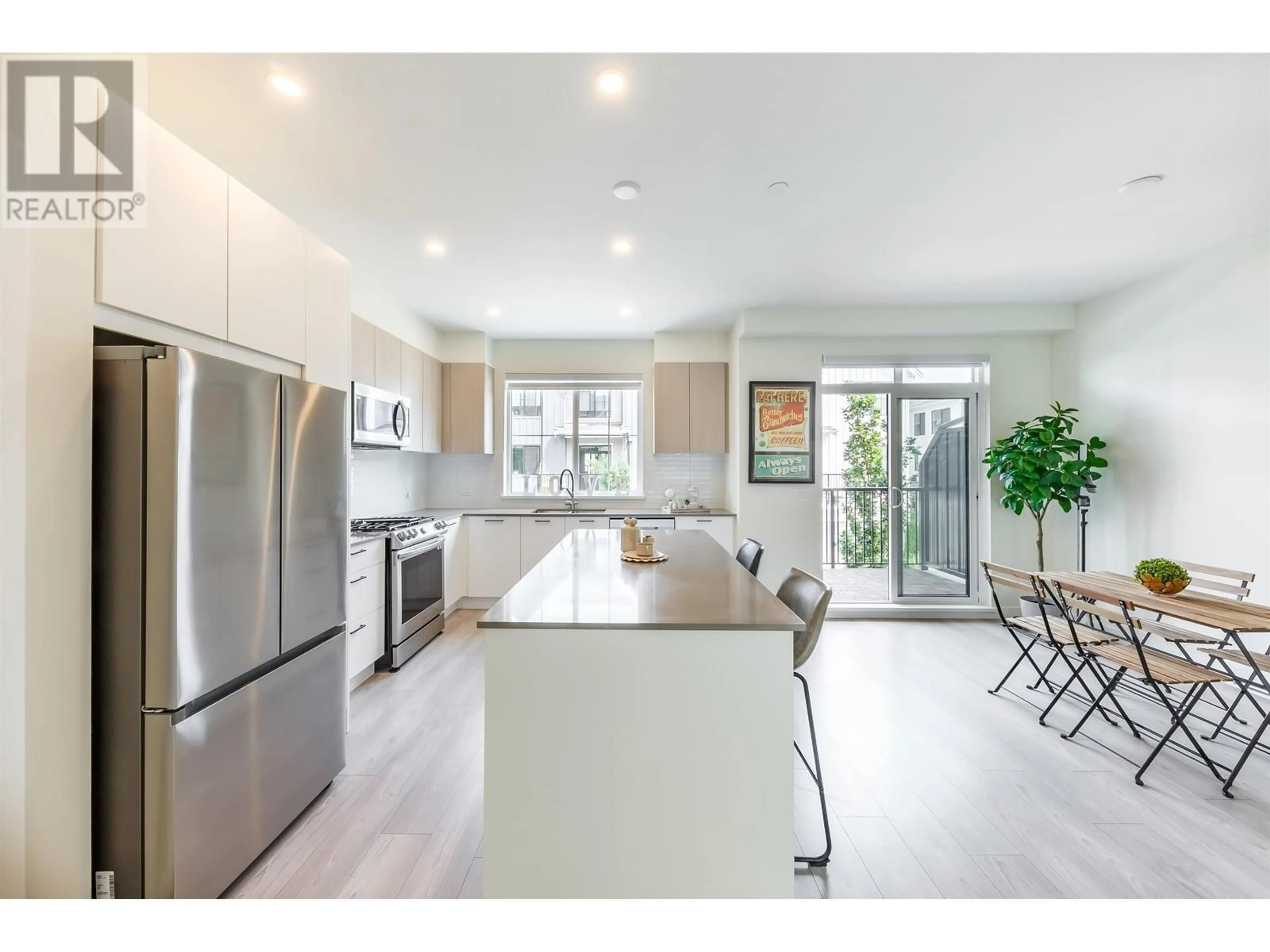 Open concept kitchen, unknown for 135 - 488 FURNESS STREET, New Westminster British Columbia V3M0M1