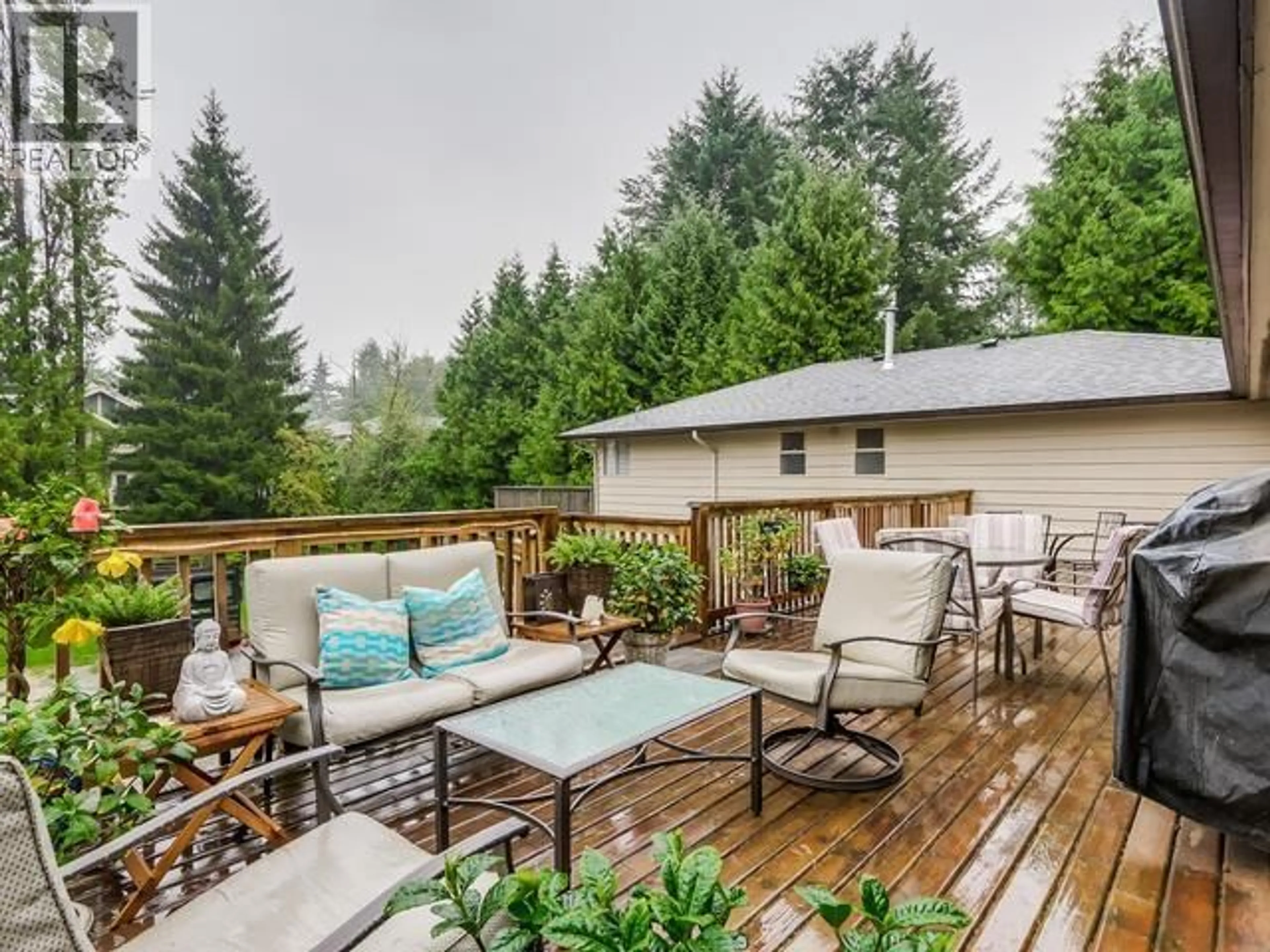 Patio, unknown for 3360 HENRY STREET, Port Moody British Columbia V3H2K5