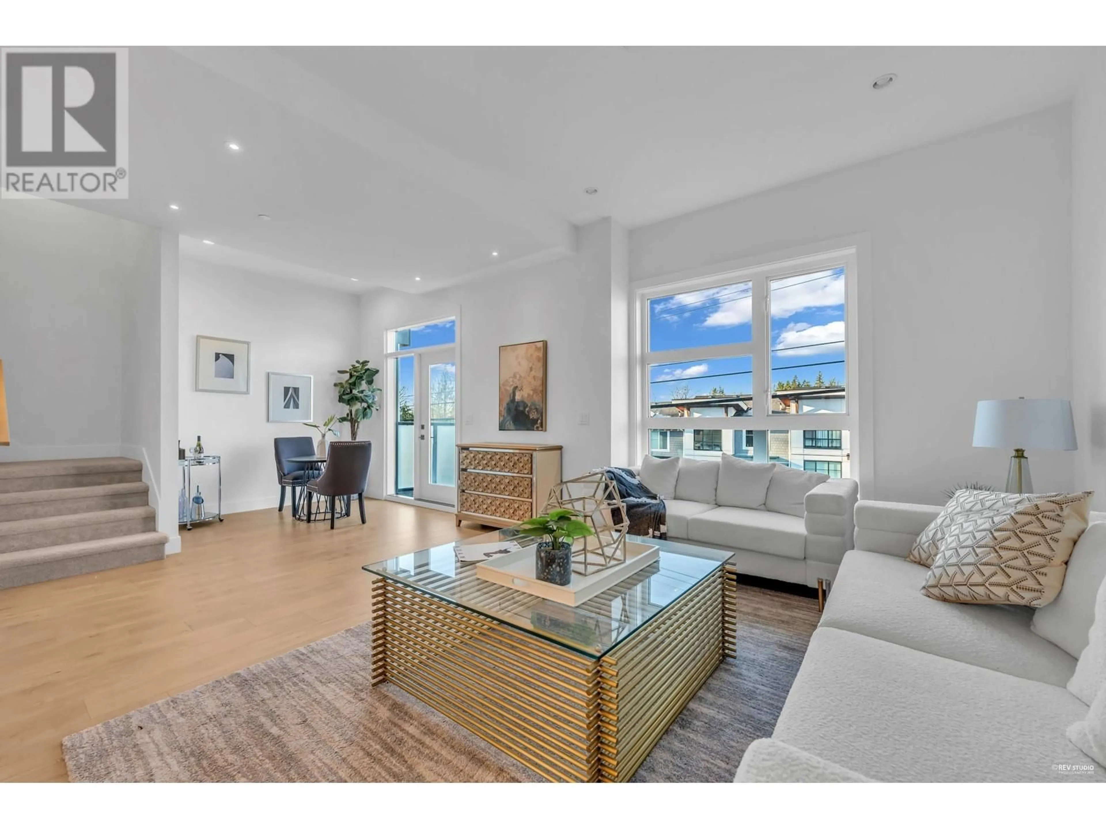 Living room with furniture, wood/laminate floor for 13606 232 STREET, Maple Ridge British Columbia V4R2R5