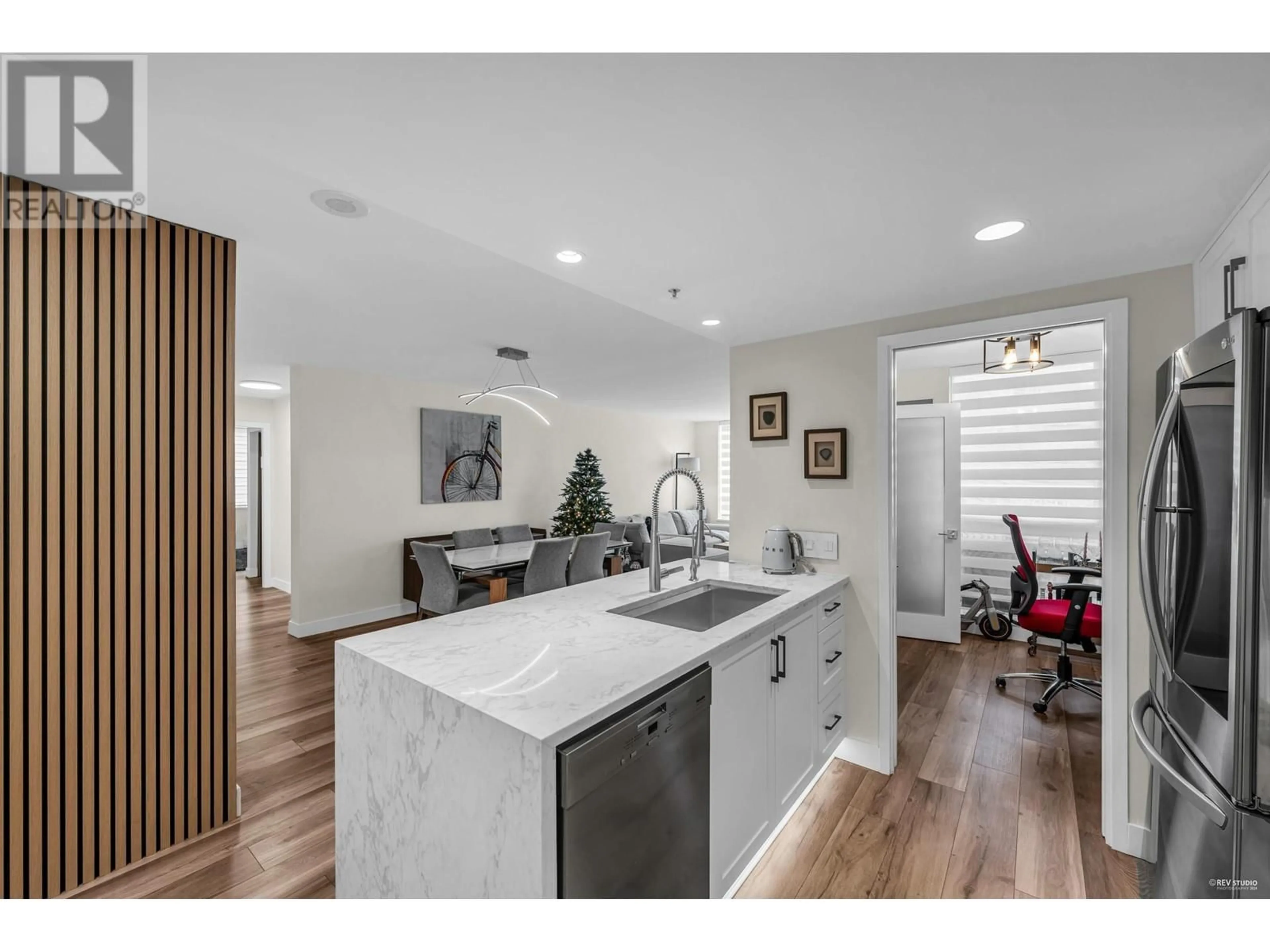 Open concept kitchen, unknown for 1485 W 6TH AVENUE, Vancouver British Columbia V6H4G1