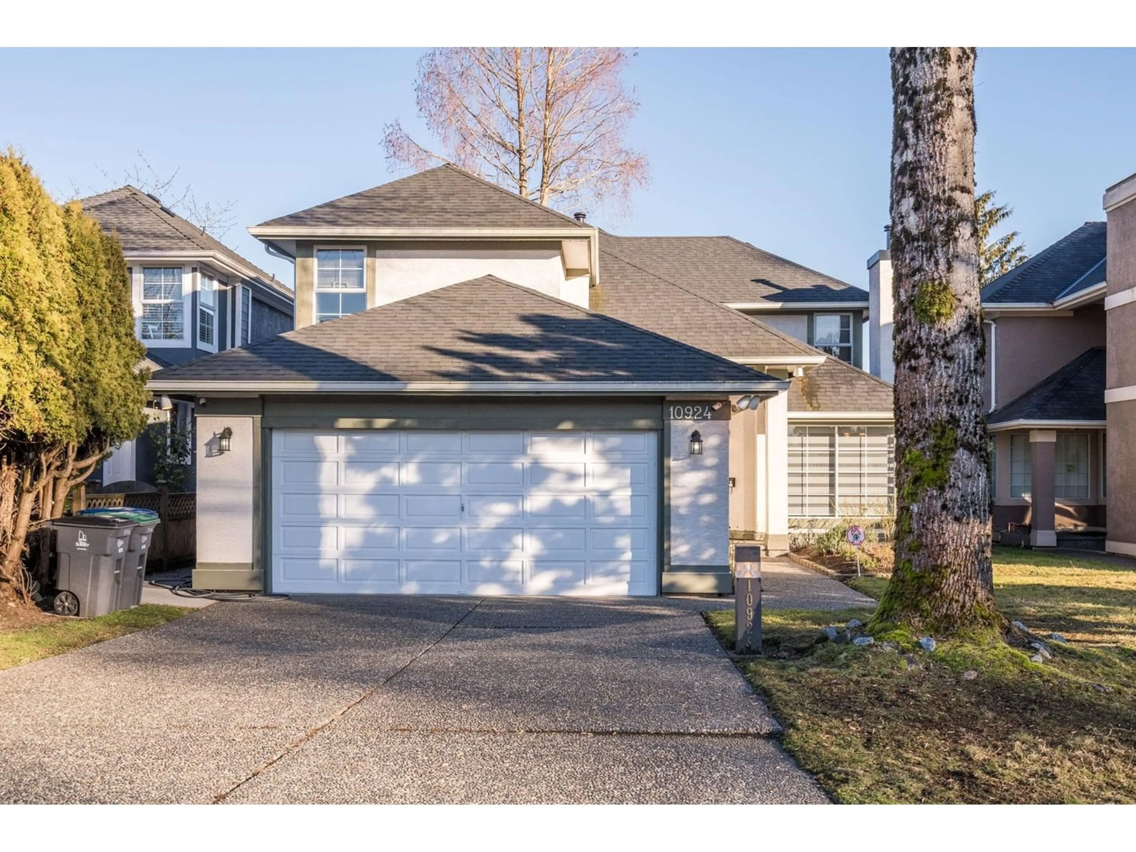 Unknown for 10924 160 STREET, Surrey British Columbia V4N1J5