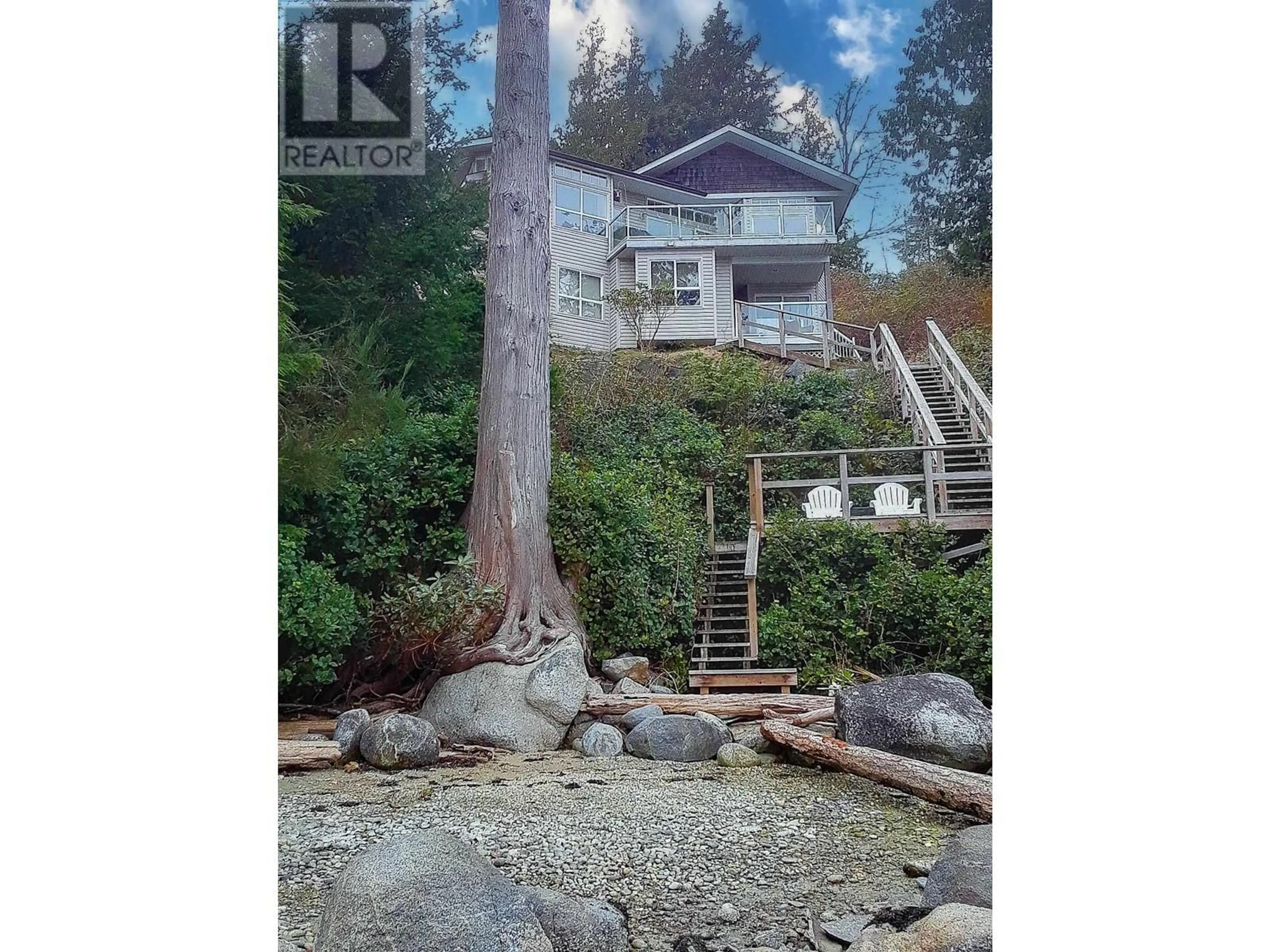 Patio, water/lake/river/ocean view for 6116 POISE ISLAND DRIVE, Sechelt British Columbia V7Z0L5