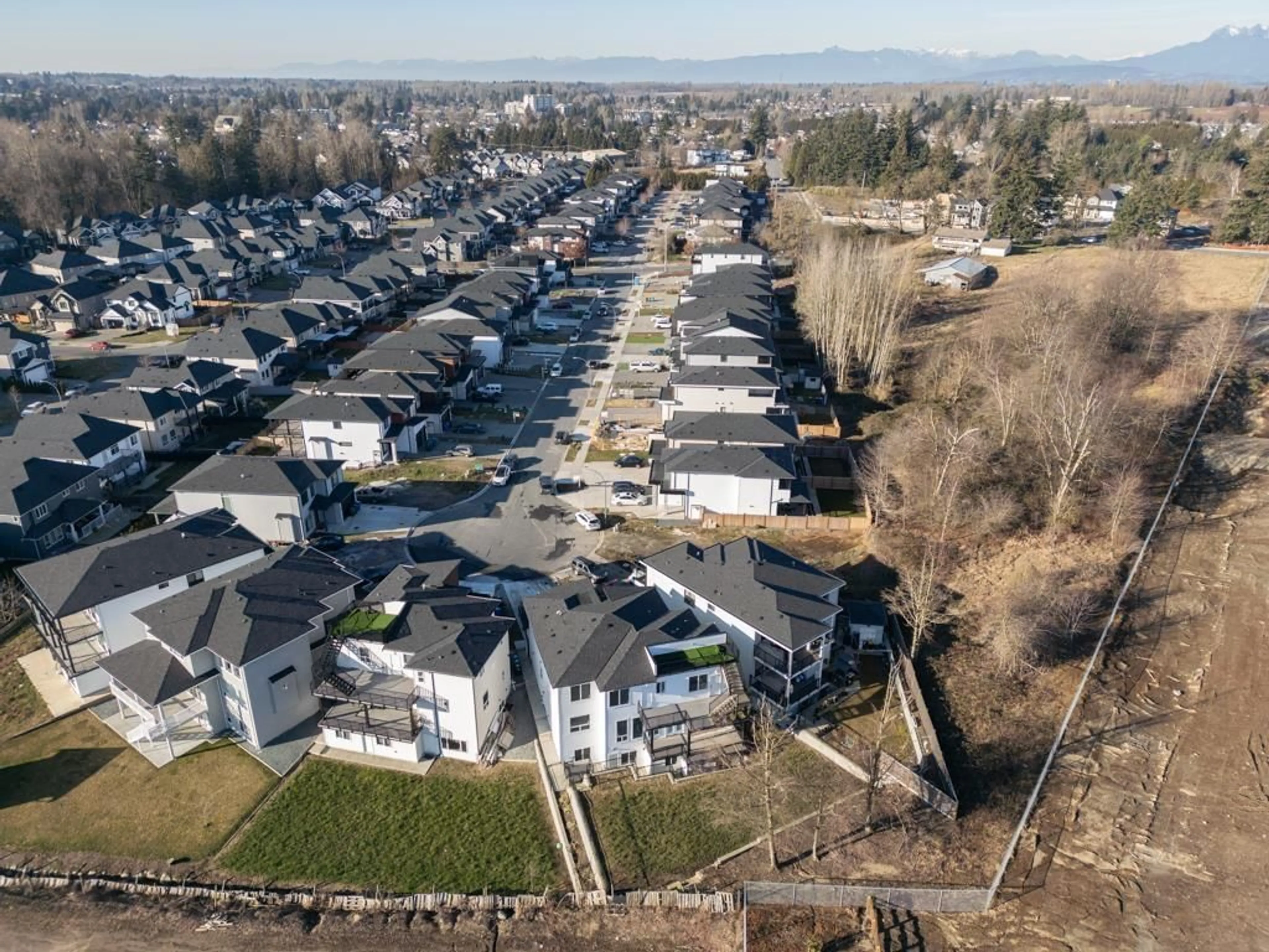 A pic from outside/outdoor area/front of a property/back of a property/a pic from drone, mountain view for 2540 TERMINAL COURT, Abbotsford British Columbia V4X1L9