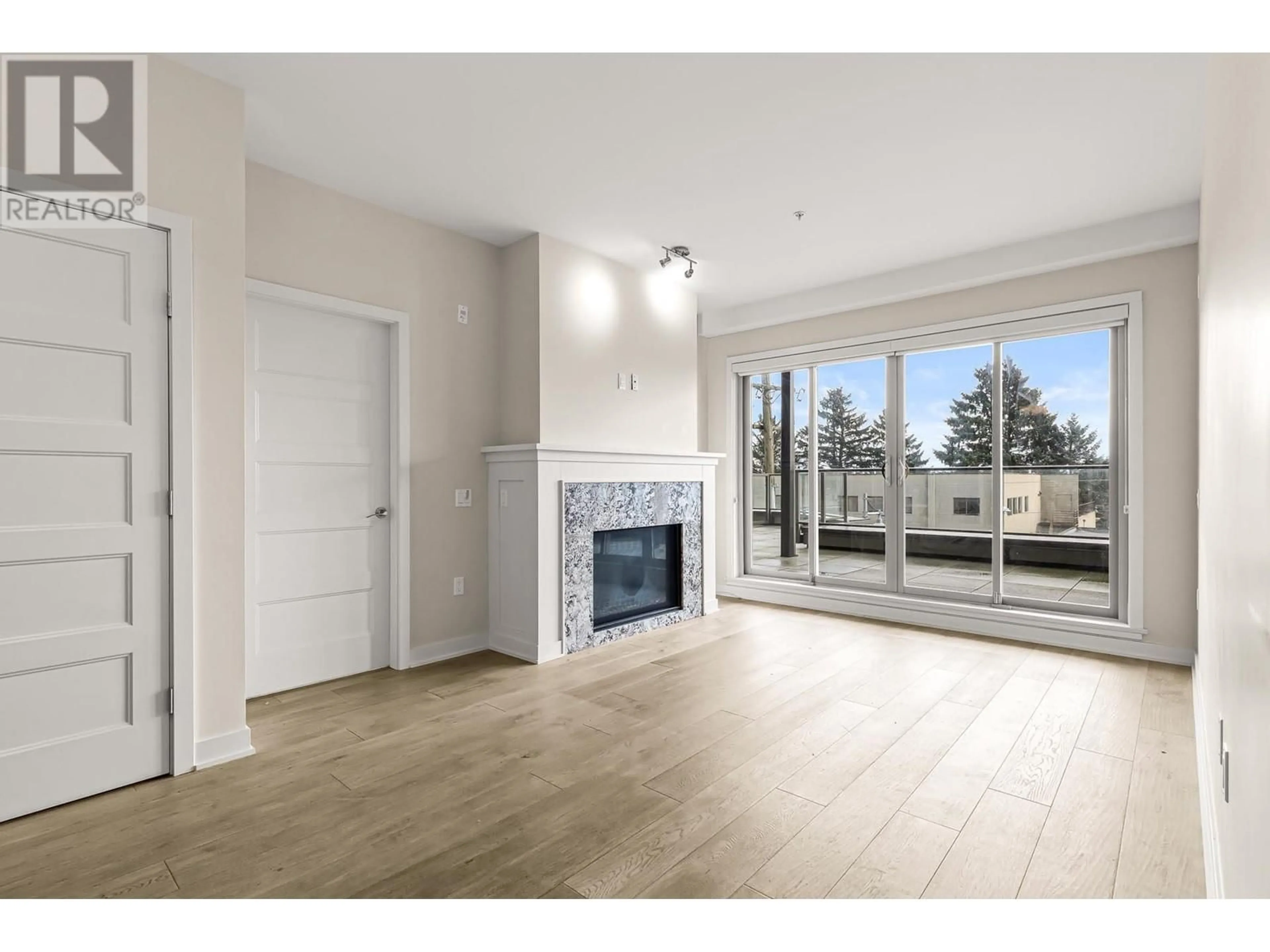 A pic of a room for 210 6168 LONDON ROAD, Richmond British Columbia V7E0C1