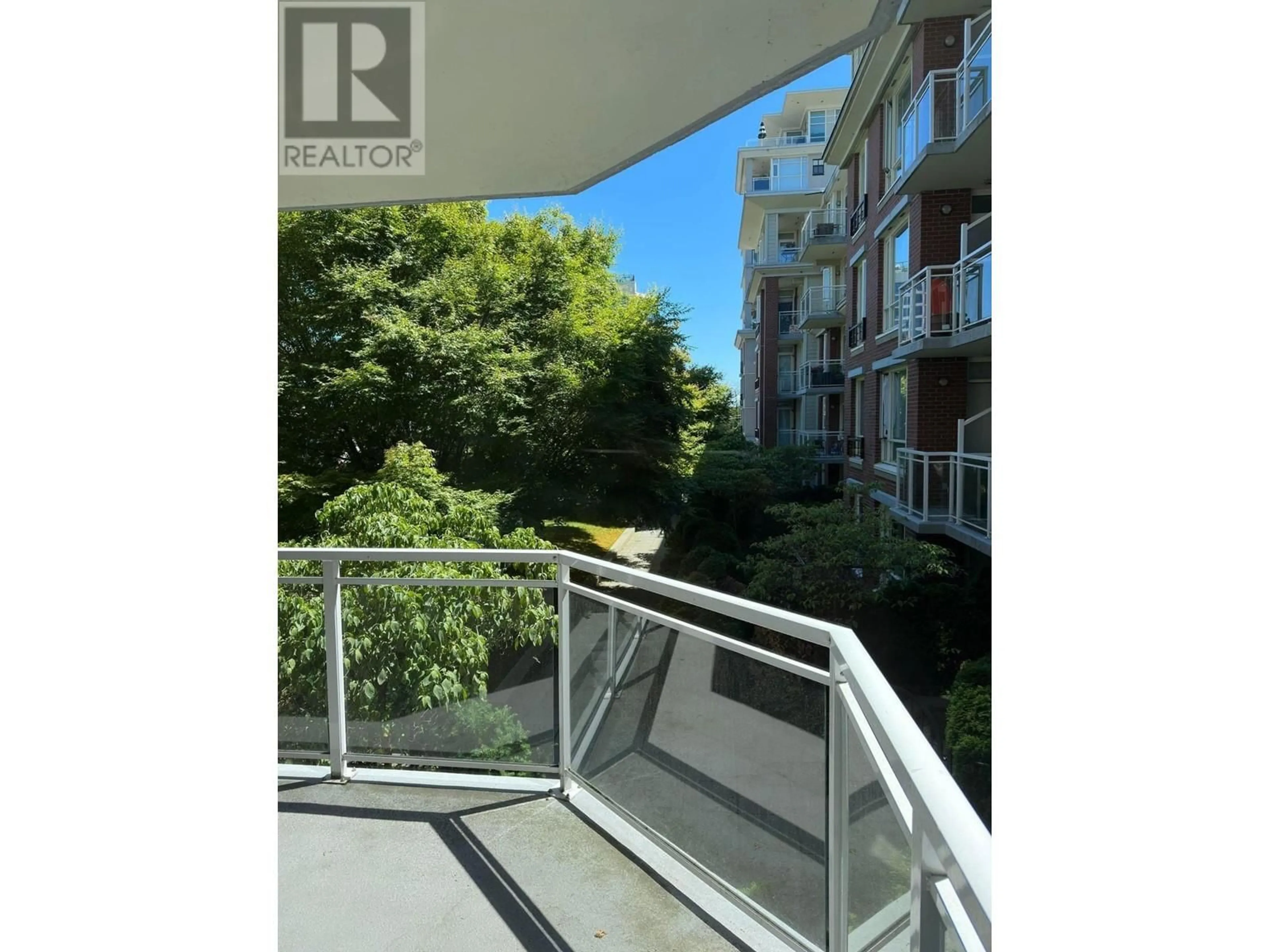 Balcony in the apartment, unknown for 409 4078 KNIGHT STREET, Vancouver British Columbia V5N5Y9