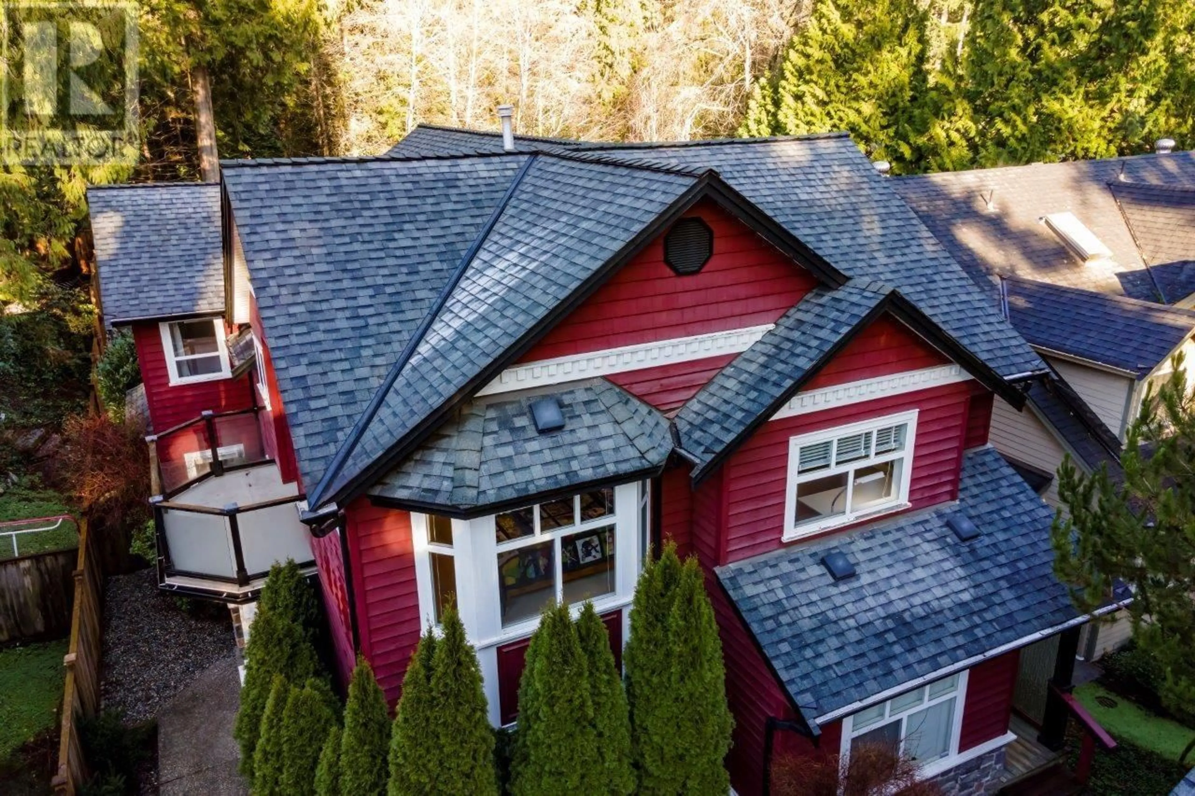 A pic from outside/outdoor area/front of a property/back of a property/a pic from drone, unknown for 1918 PETERS ROAD, North Vancouver British Columbia V7J1Y9