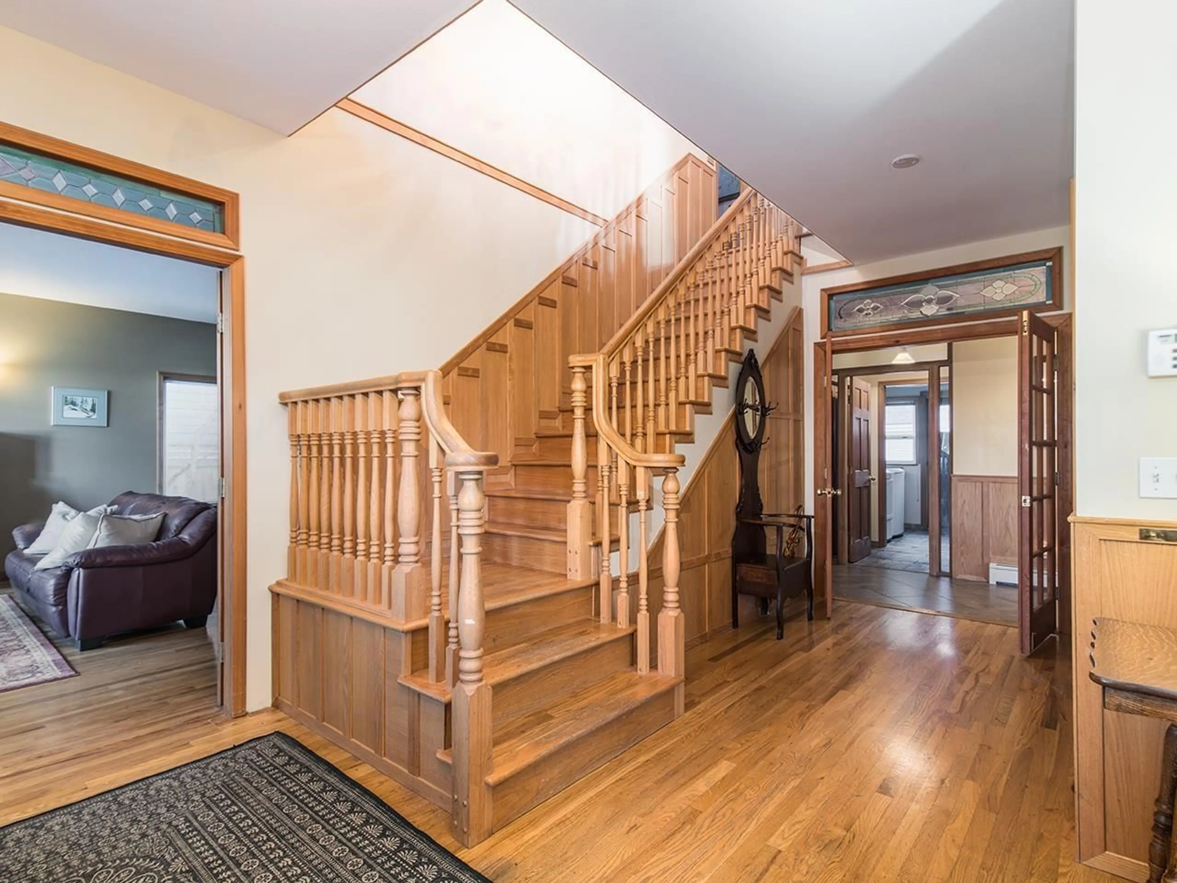 Indoor foyer for 8904 NASH STREET, Langley British Columbia V1M2R4