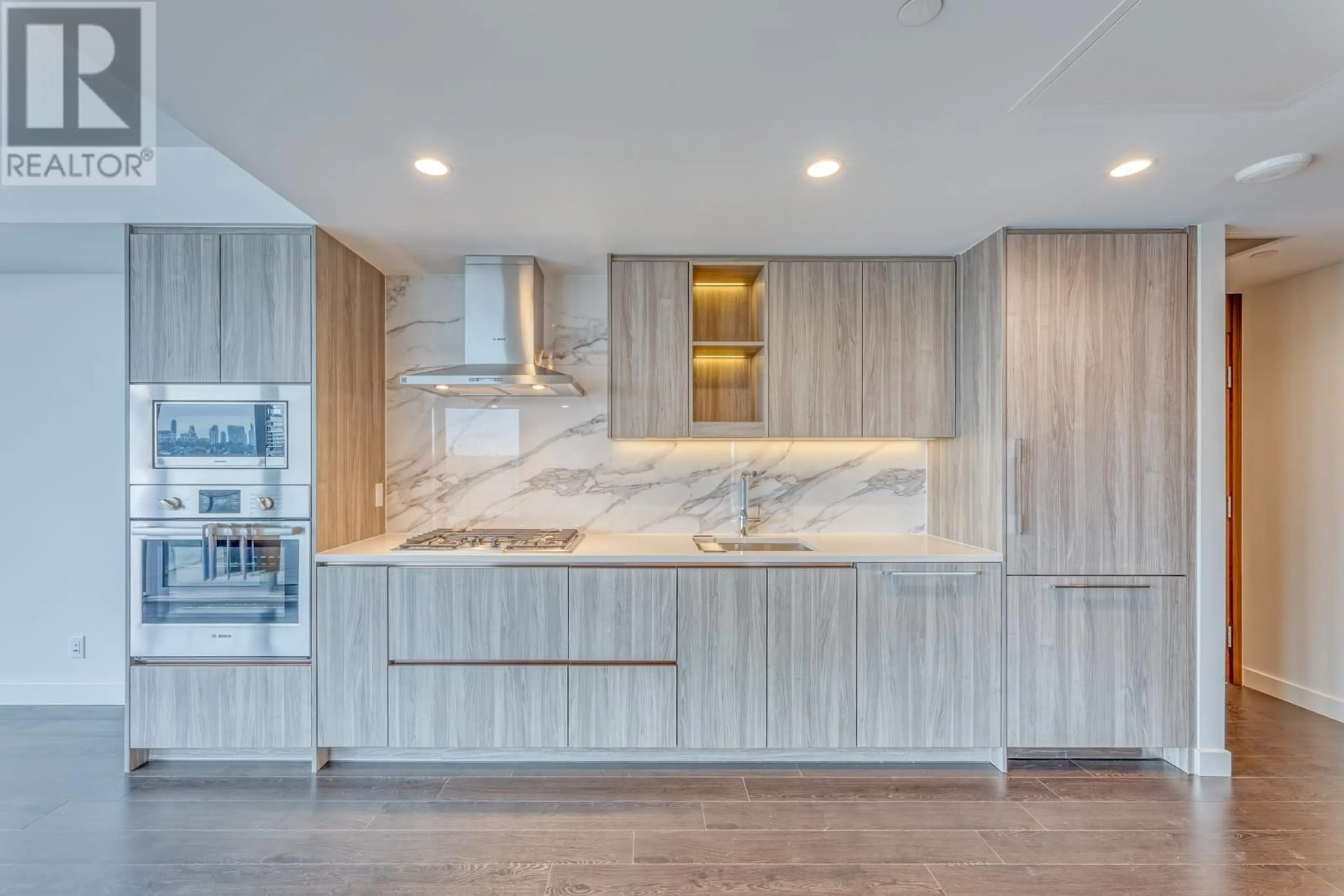 Contemporary kitchen, unknown for 1909 - 4880 LOUGHEED HIGHWAY, Burnaby British Columbia V5C5X3