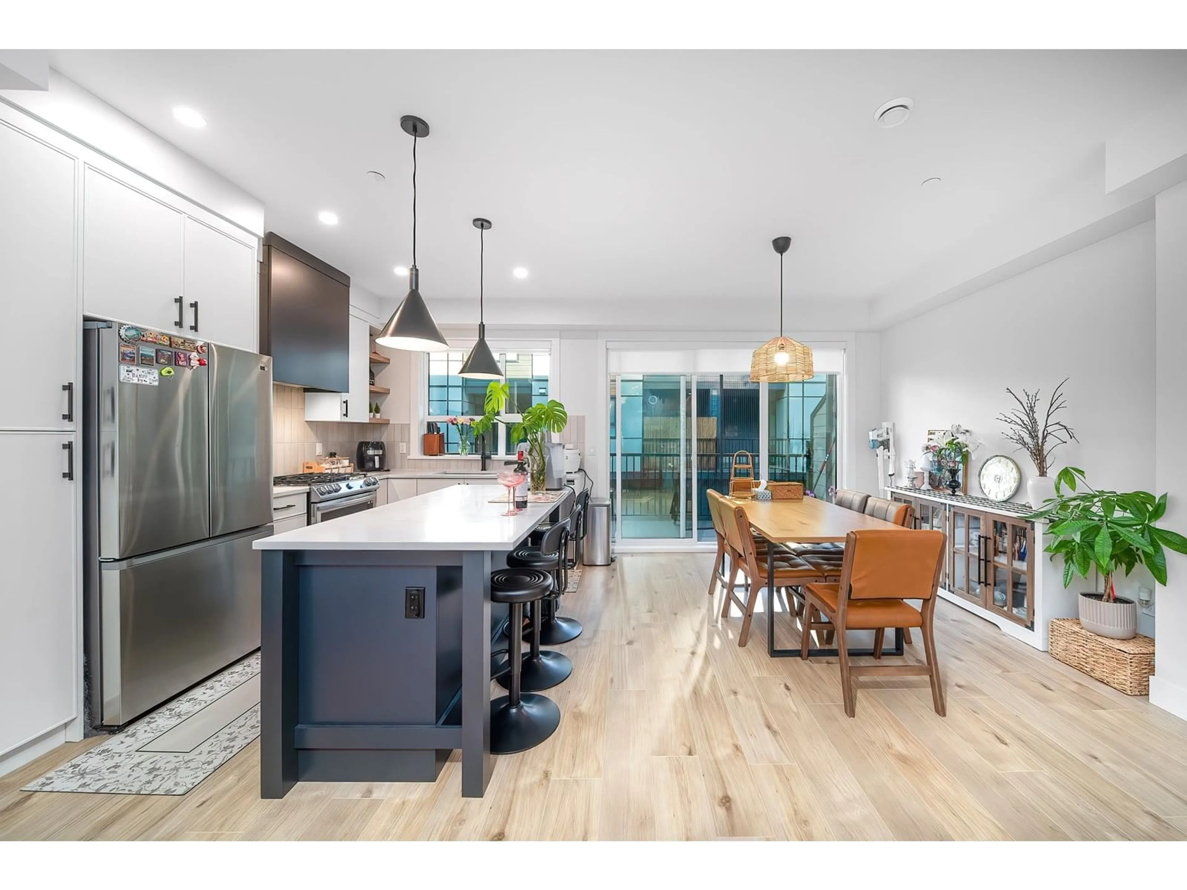 Open concept kitchen, unknown for 23 - 19918 75A, Langley British Columbia V2Y3L1