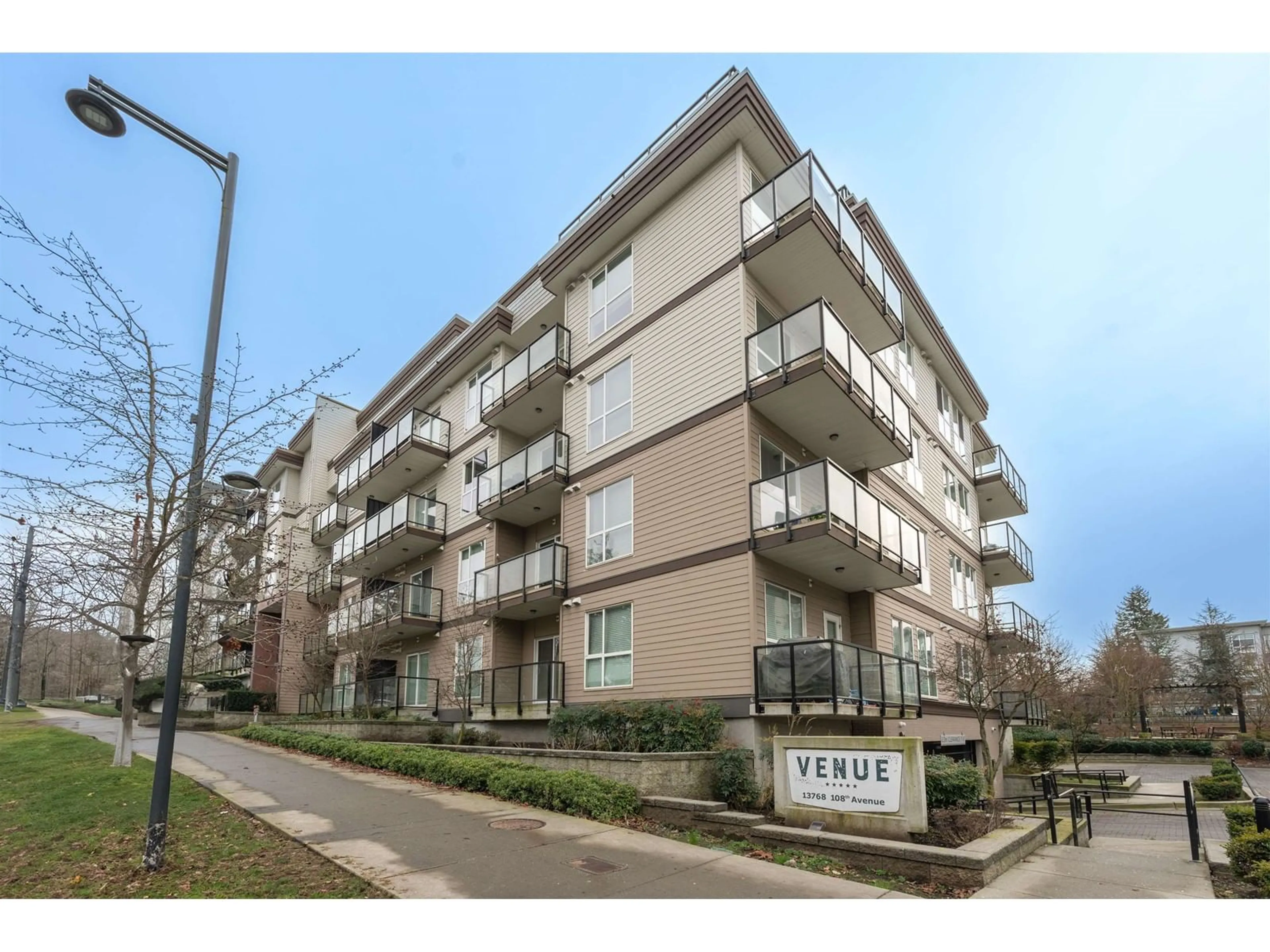 Patio, street for 528 - 13768 108, Surrey British Columbia V3T0L9