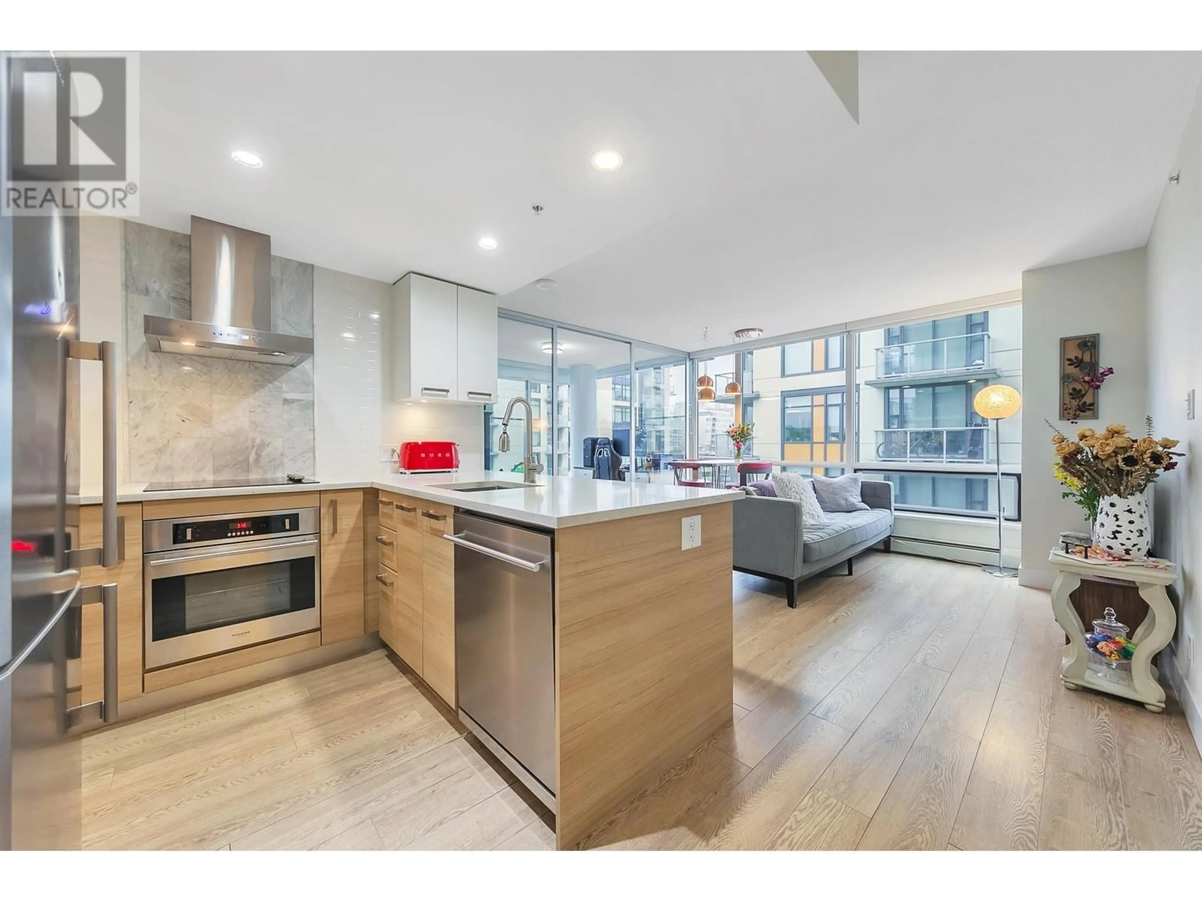 Open concept kitchen, unknown for 807 1783 MANITOBA STREET, Vancouver British Columbia V5Y0K1