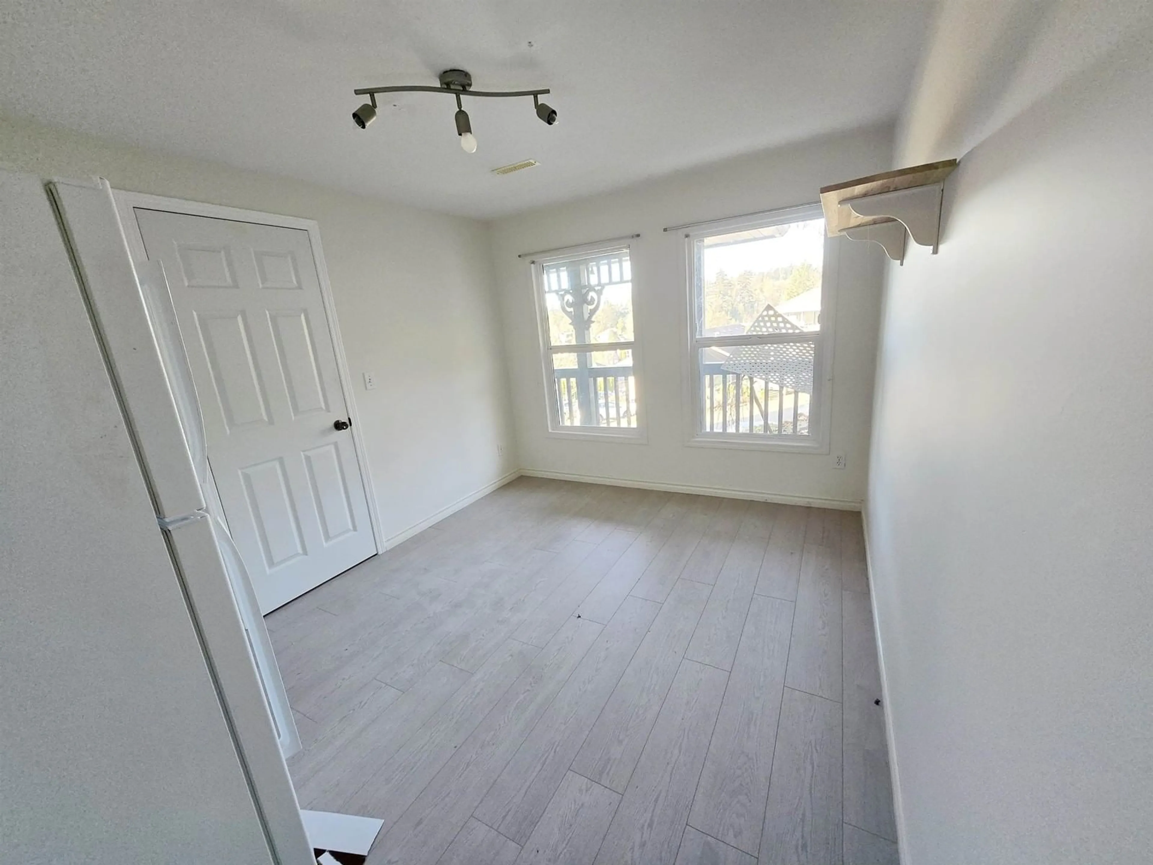 A pic of a room for 35618 DINA PLACE, Abbotsford British Columbia V3G1L7