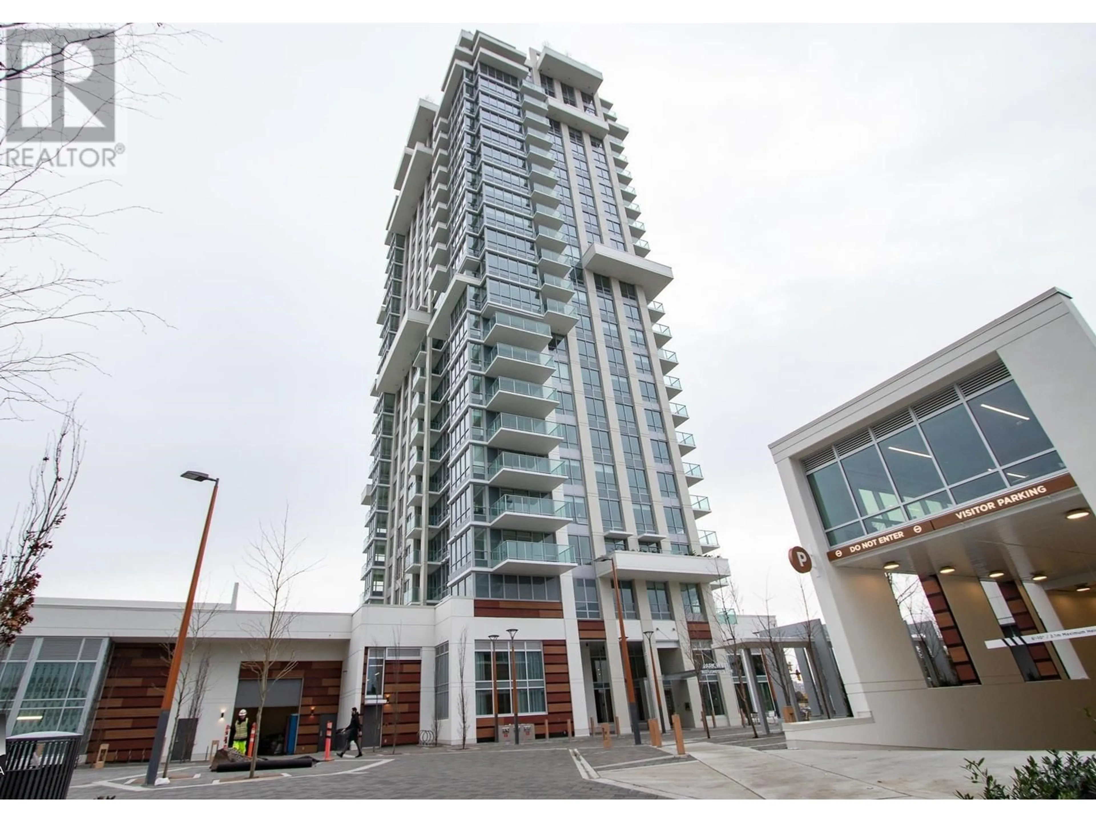 Indoor foyer for 605 1675 LIONS GATE LANE, North Vancouver British Columbia V7P3B4