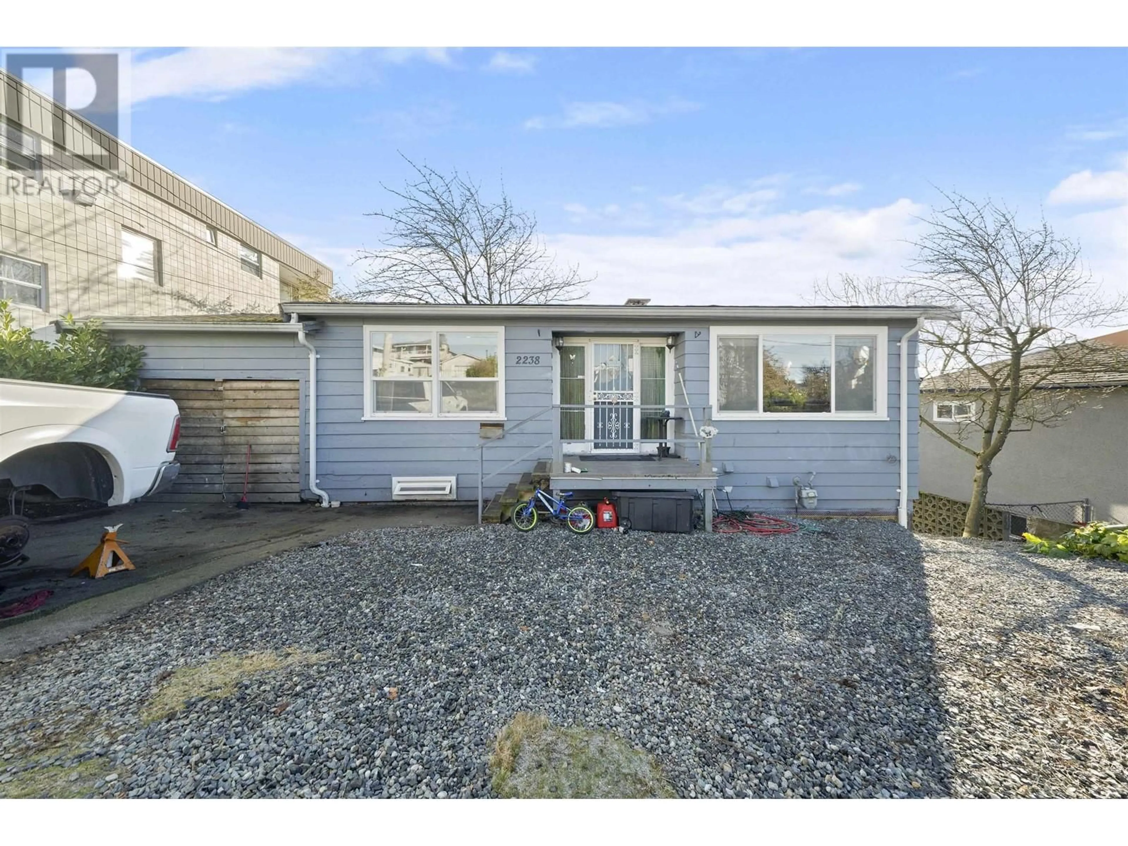 Home with vinyl exterior material, street for 2238 EDINBURGH STREET, New Westminster British Columbia V3M2Y1