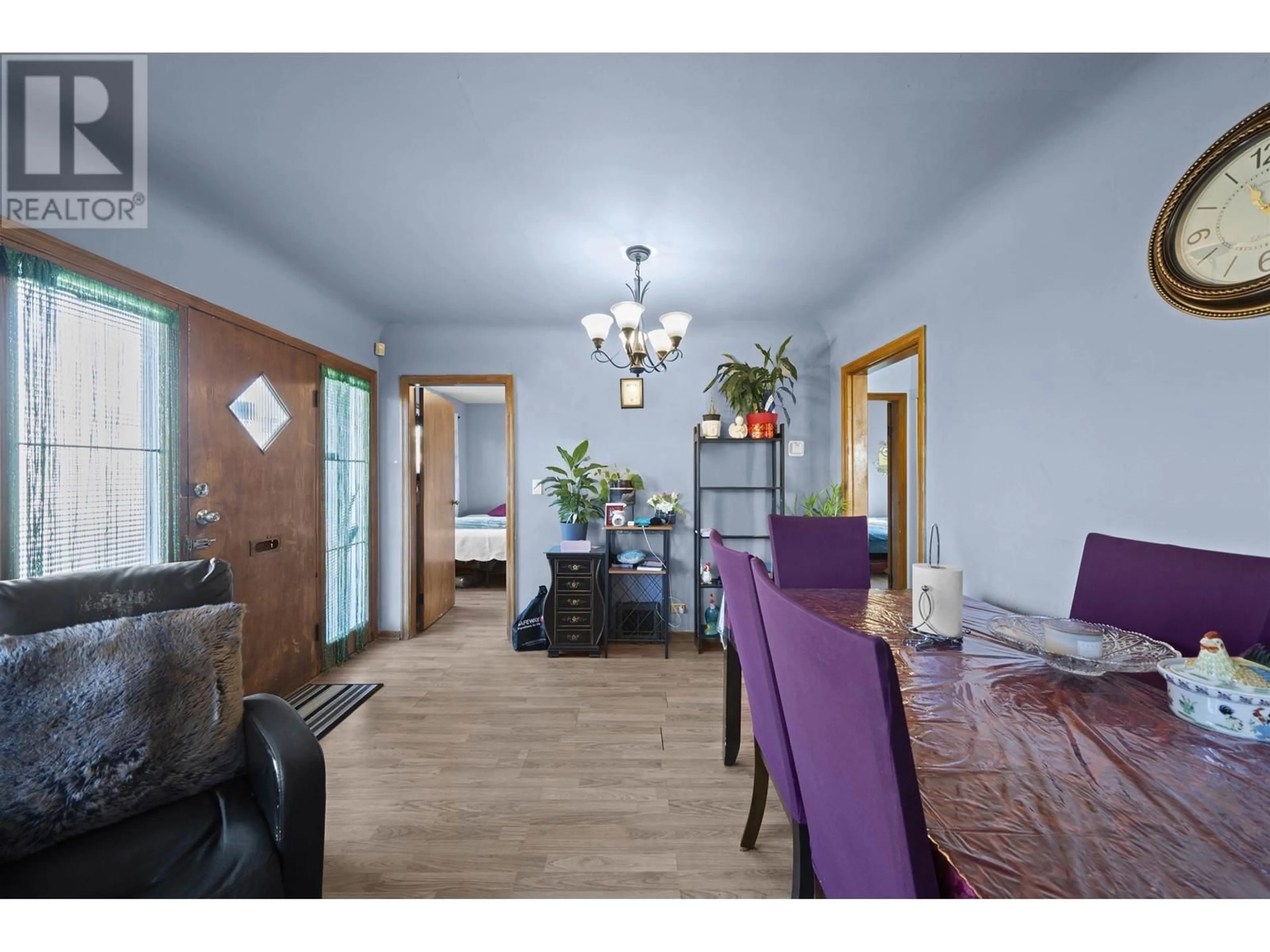 Dining room, wood/laminate floor for 2238 EDINBURGH STREET, New Westminster British Columbia V3M2Y1