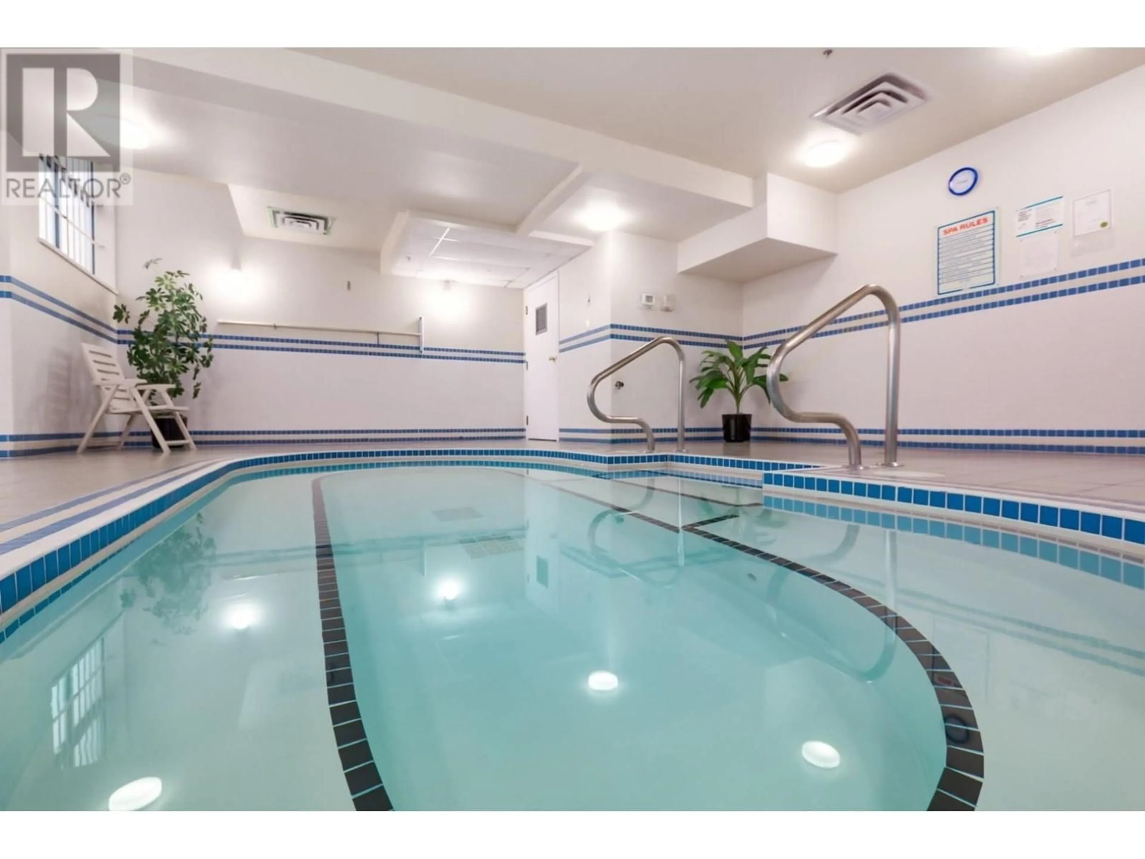 Pool for 803 1159 MAIN STREET, Vancouver British Columbia V6A4B6