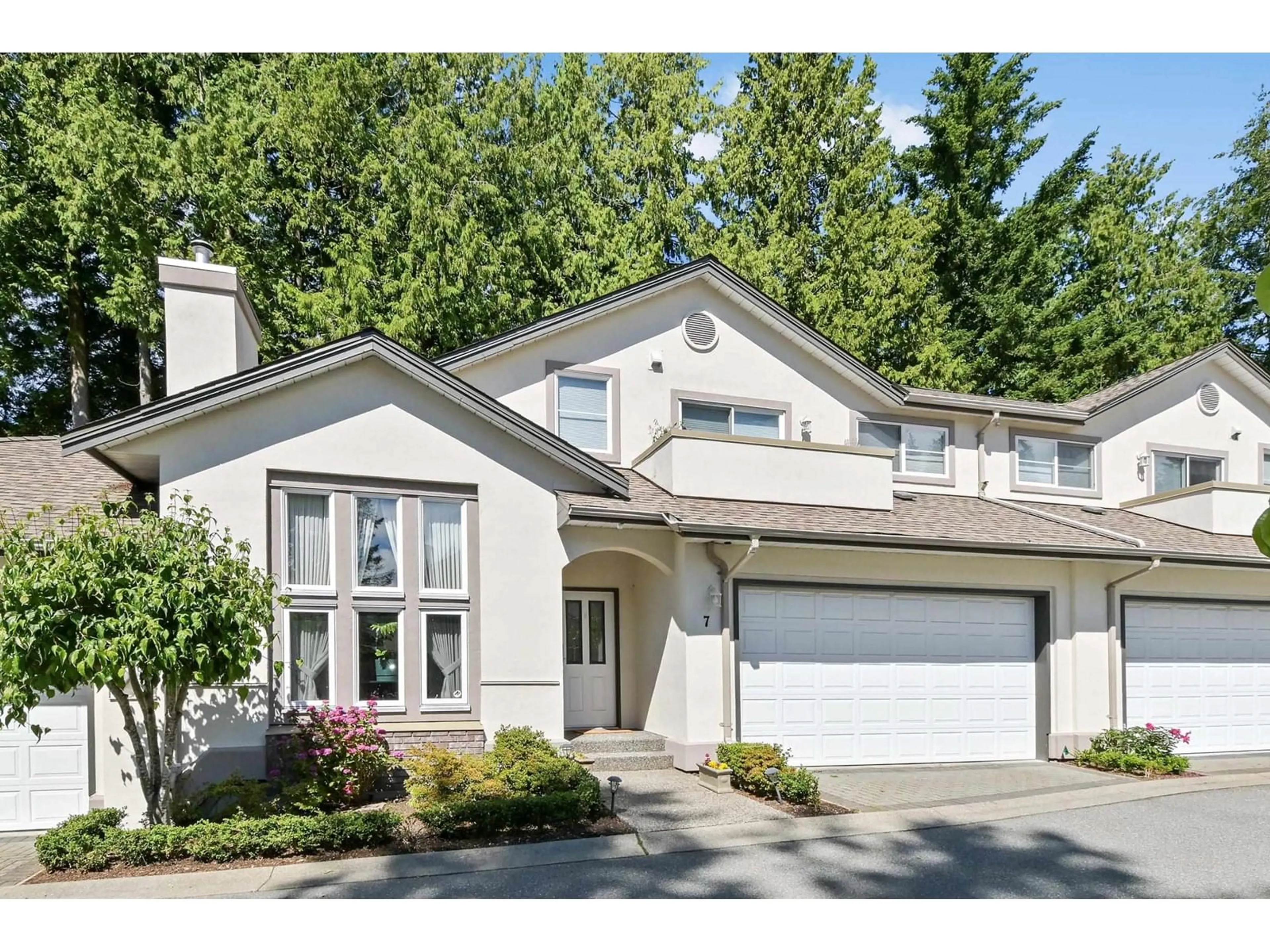 Home with vinyl exterior material, street for 7 - 13911 16, Surrey British Columbia V4A1P8