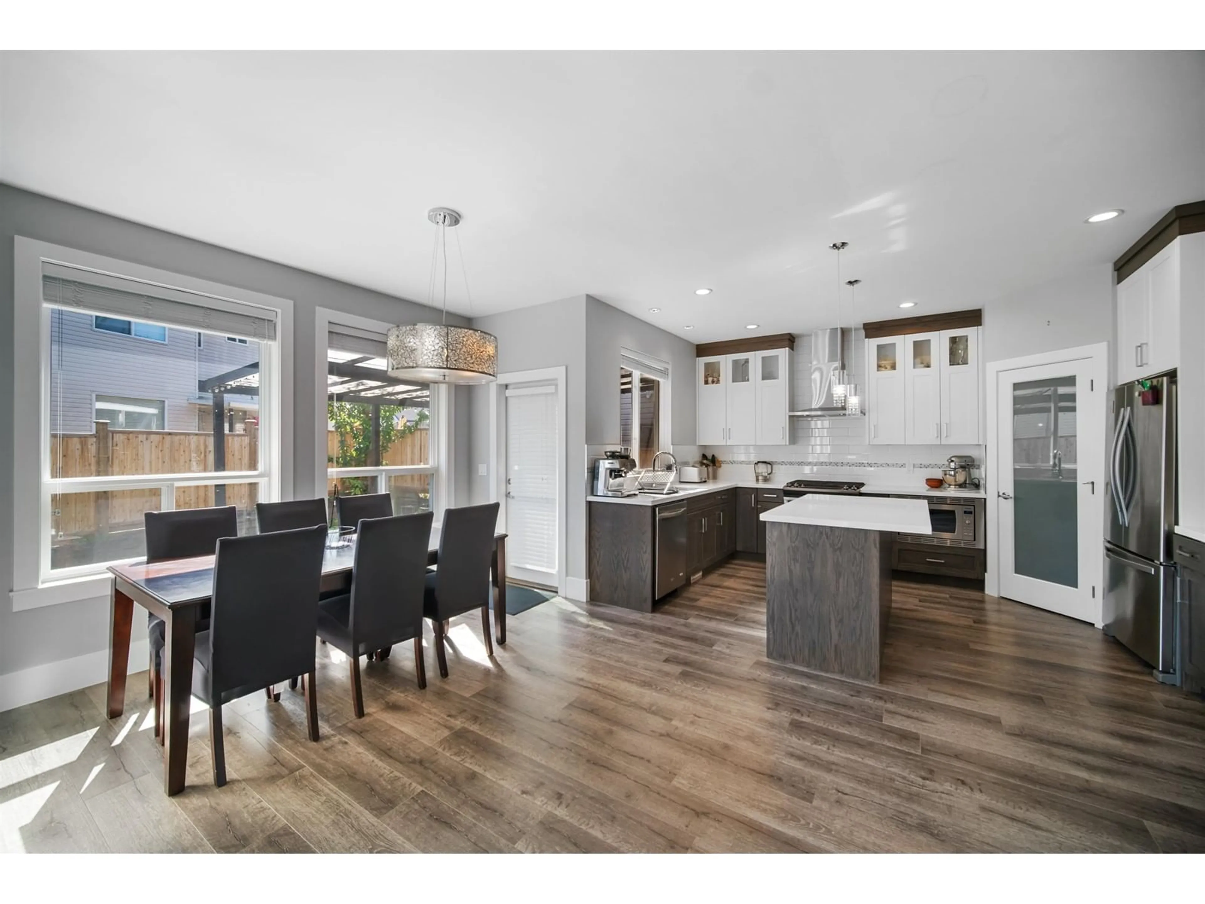 Open concept kitchen, unknown for 6038 145 STREET, Surrey British Columbia V3S4R4