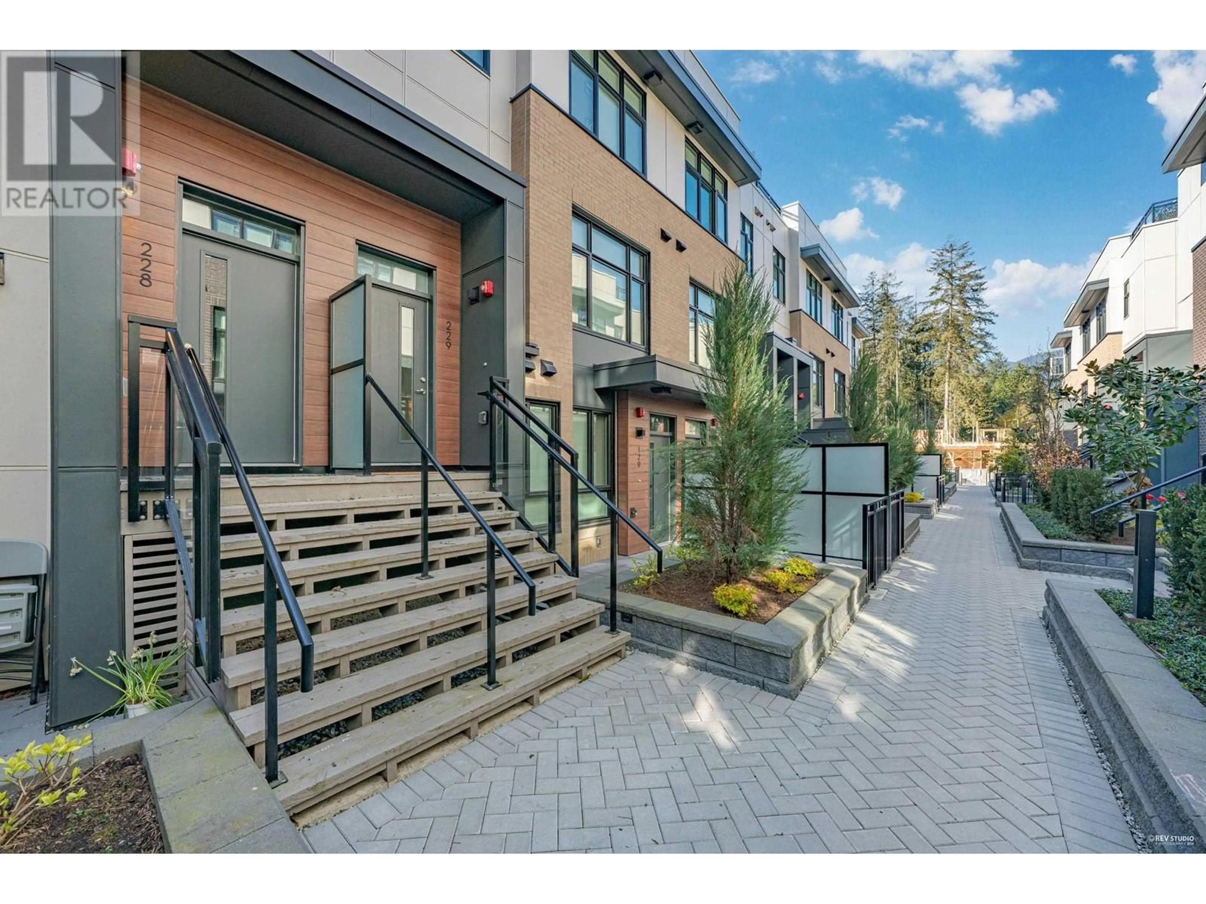 Patio, street for 228 2035 GLENAIRE DRIVE, North Vancouver British Columbia V7P1Y2