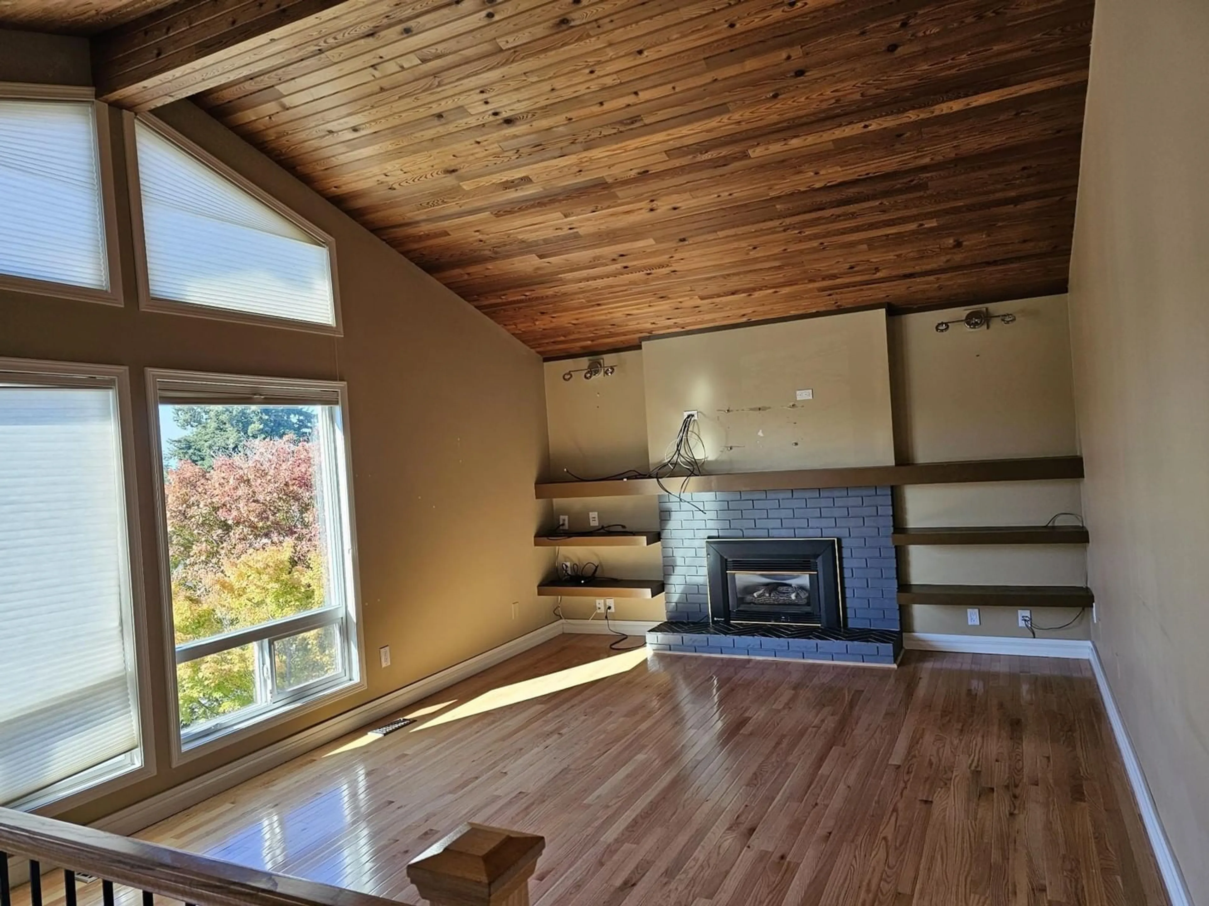 A pic of a room for 2262 BEVAN CRESCENT, Abbotsford British Columbia V2T3Z5