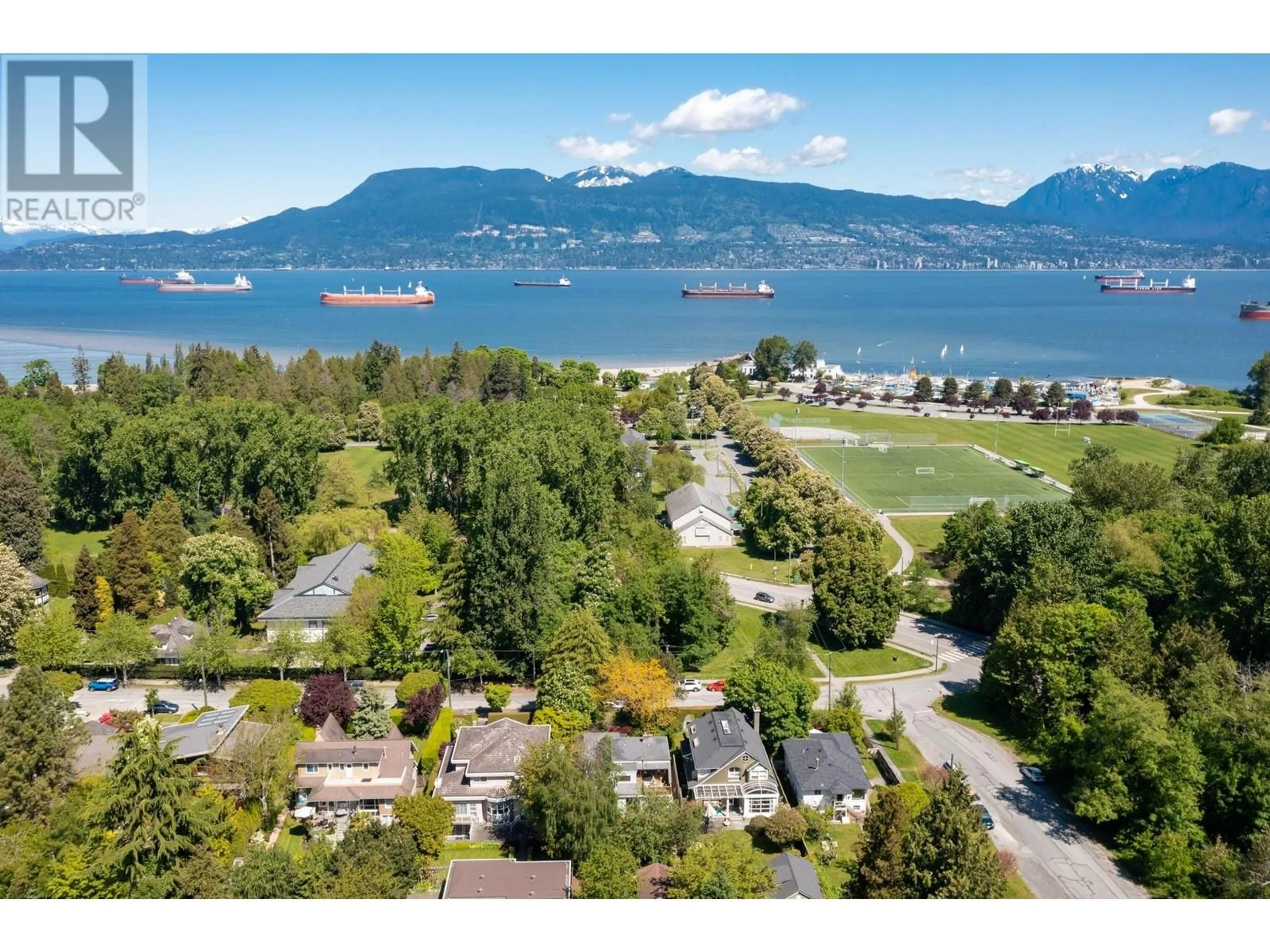 A pic from outside/outdoor area/front of a property/back of a property/a pic from drone, water/lake/river/ocean view for 4316 W 2ND AVENUE, Vancouver British Columbia V6R1K3