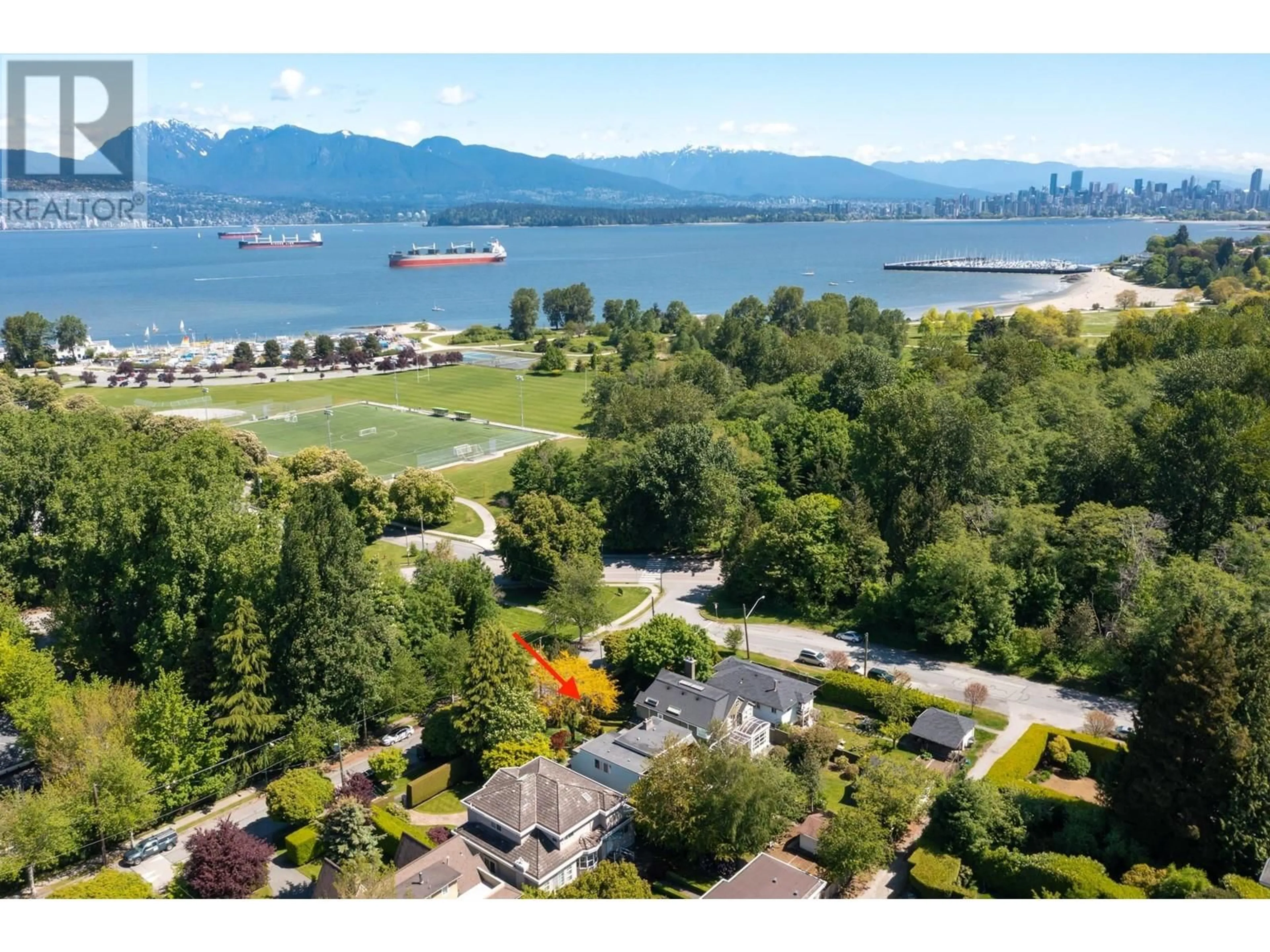 A pic from outside/outdoor area/front of a property/back of a property/a pic from drone, water/lake/river/ocean view for 4316 W 2ND AVENUE, Vancouver British Columbia V6R1K3