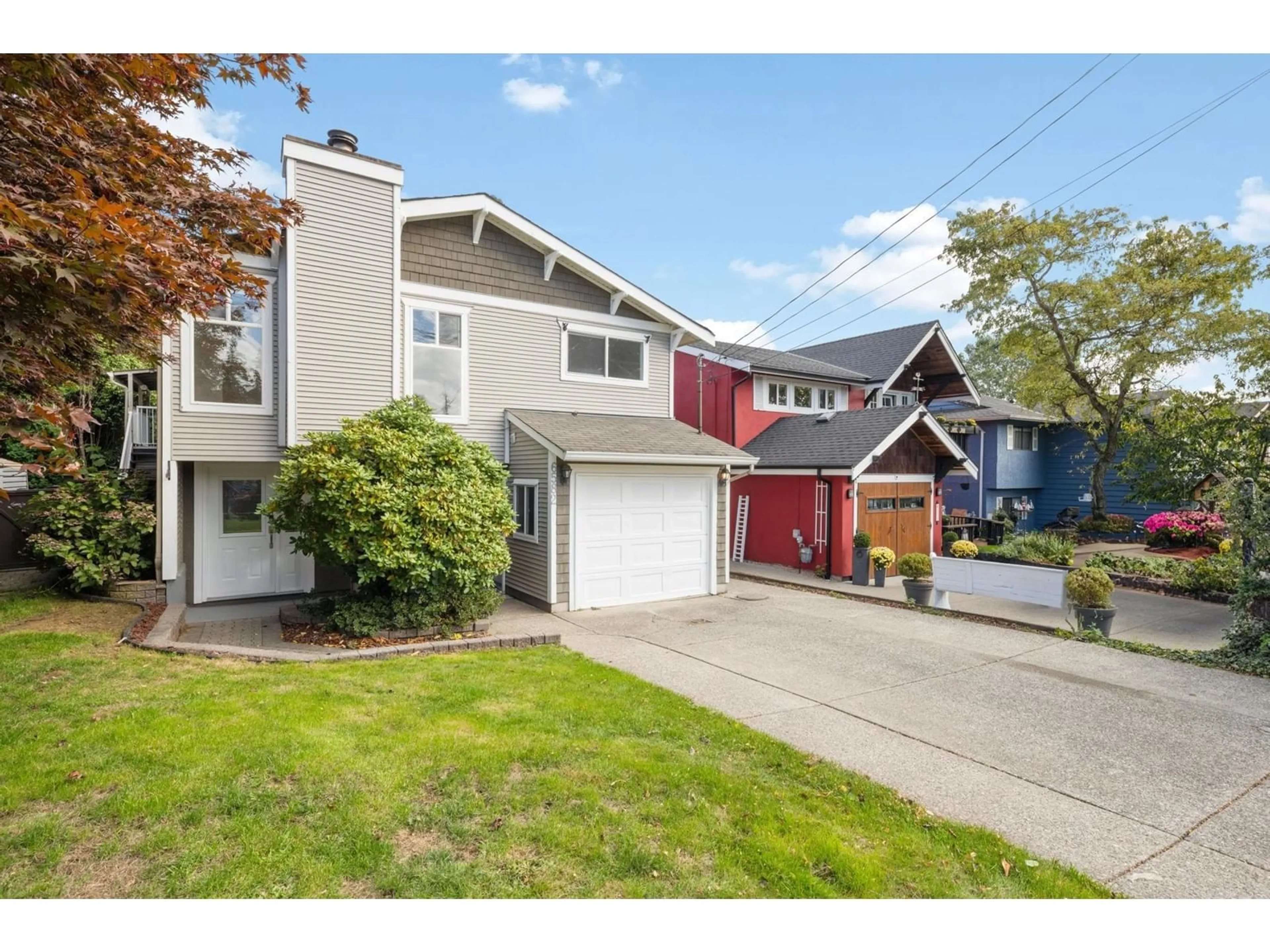 Home with vinyl exterior material, street for 6582 197 STREET, Langley British Columbia V2Y1A8