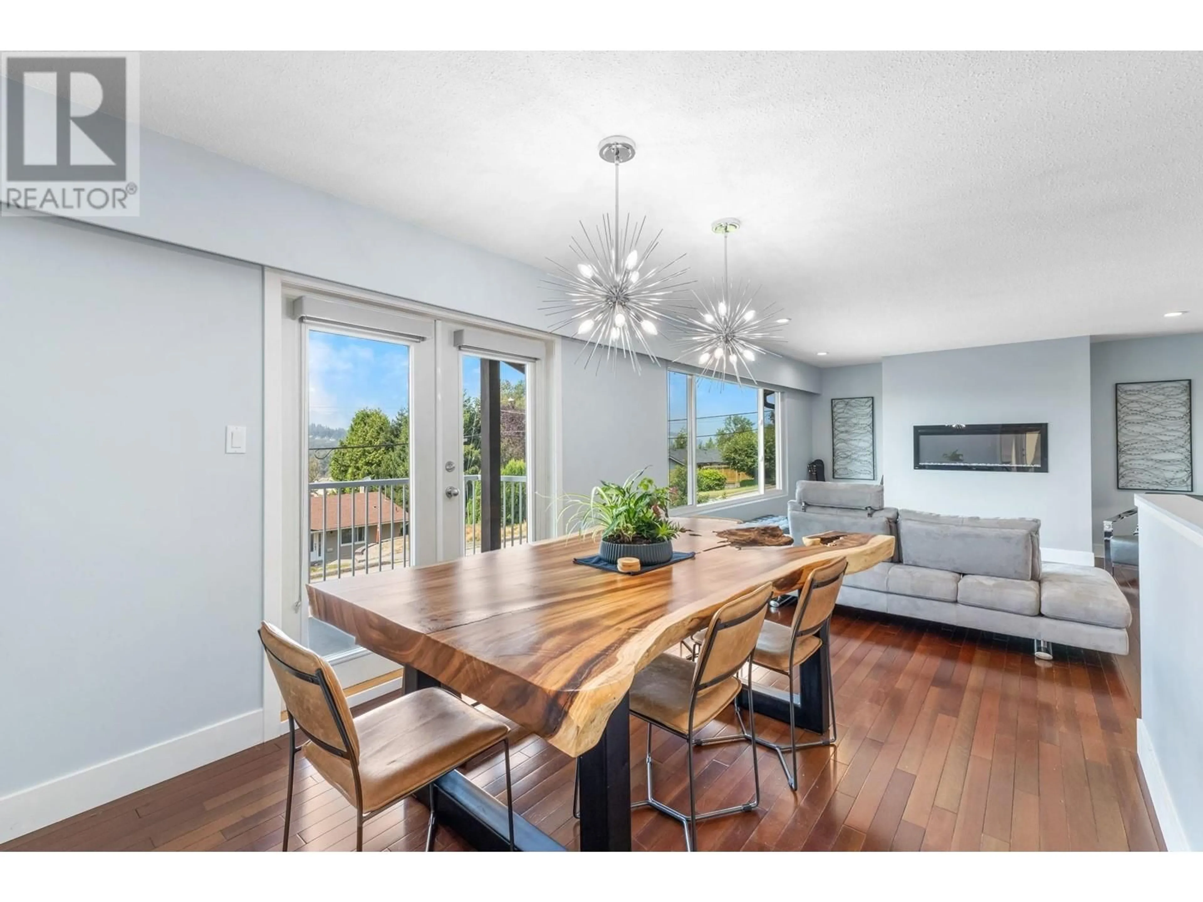 Dining room, wood/laminate floor for 1480 ELINOR CRESCENT, Port Coquitlam British Columbia V3C2Y5