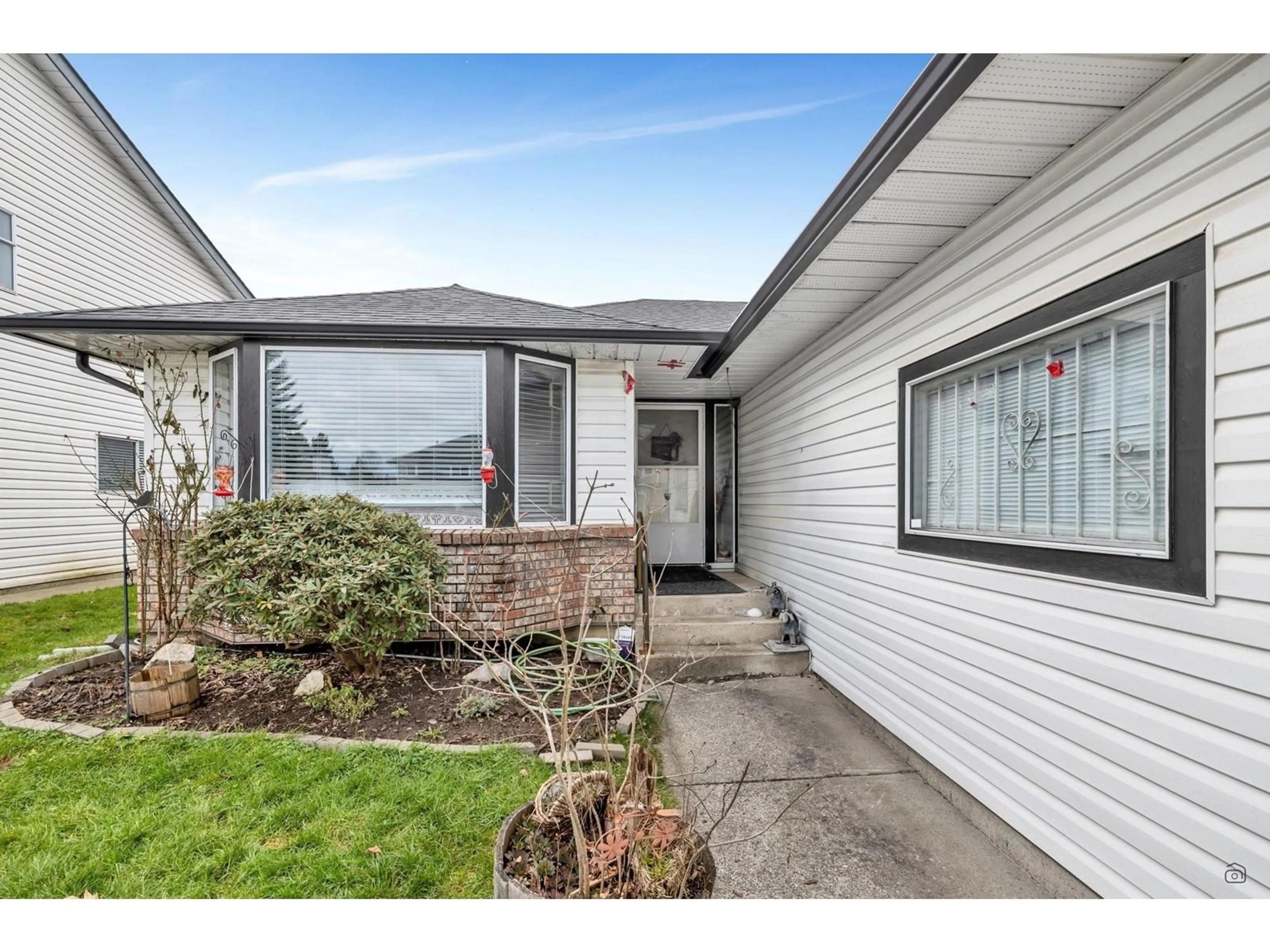Home with vinyl exterior material, unknown for 3273 264A, Langley British Columbia V4W3E9