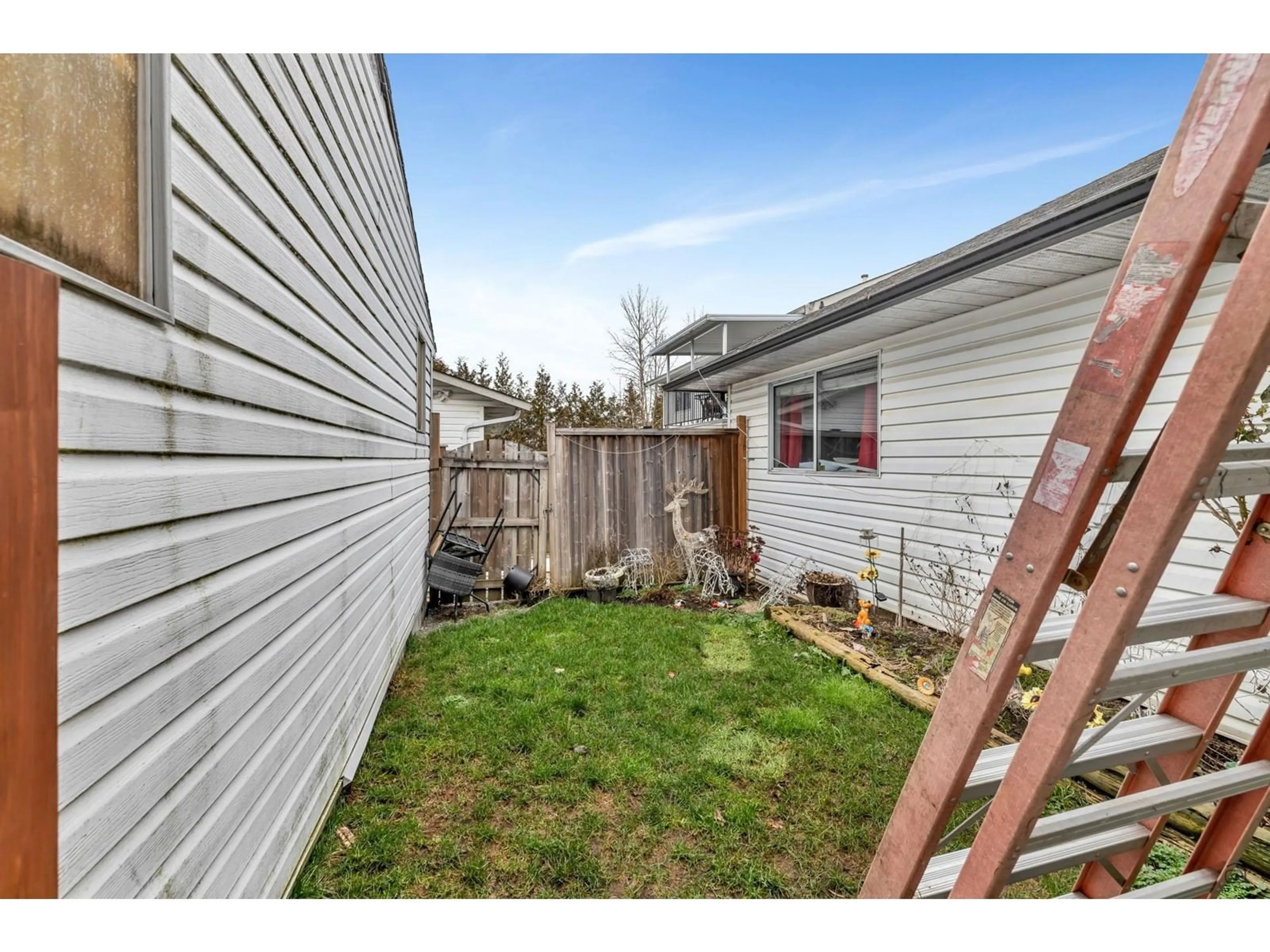 Patio, unknown for 3273 264A, Langley British Columbia V4W3E9