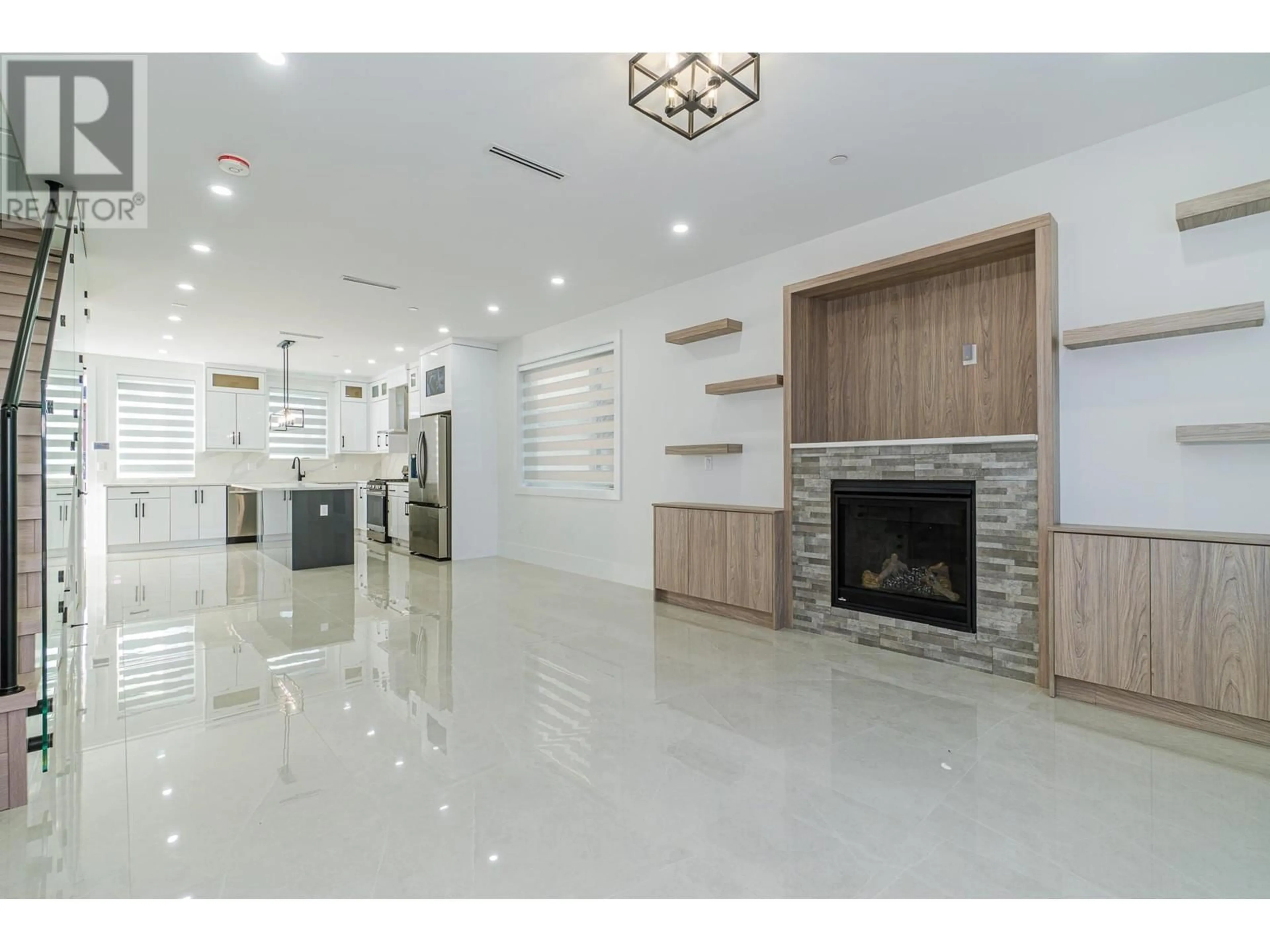 Open concept kitchen, ceramic/tile floor for 2790 49TH AVENUE, Vancouver British Columbia V5S1K5