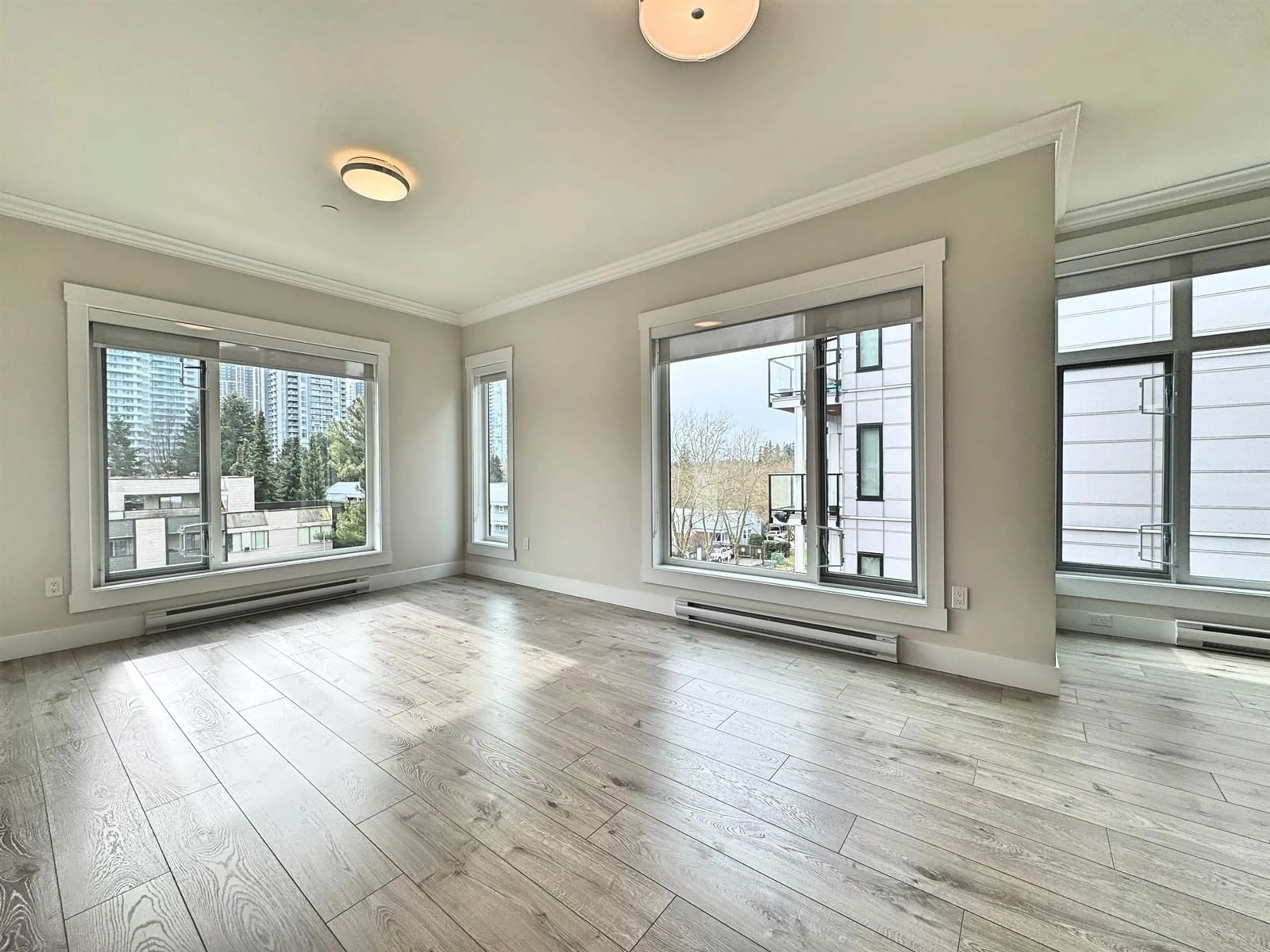 A pic of a room for 301 - 13799 101, Surrey British Columbia V3T0N9
