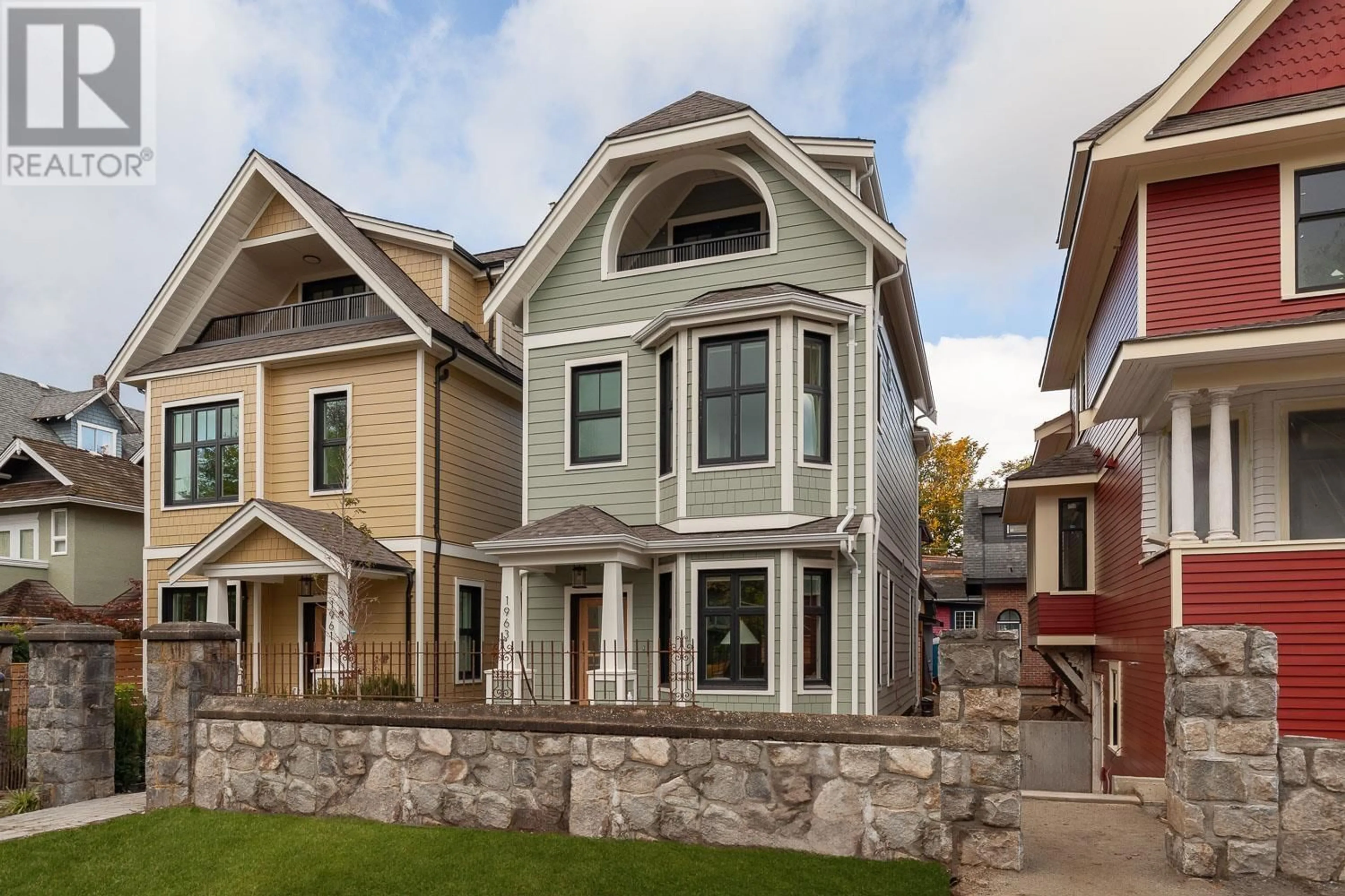 Home with vinyl exterior material, street for 1963 NAPIER STREET, Vancouver British Columbia V5L2N6