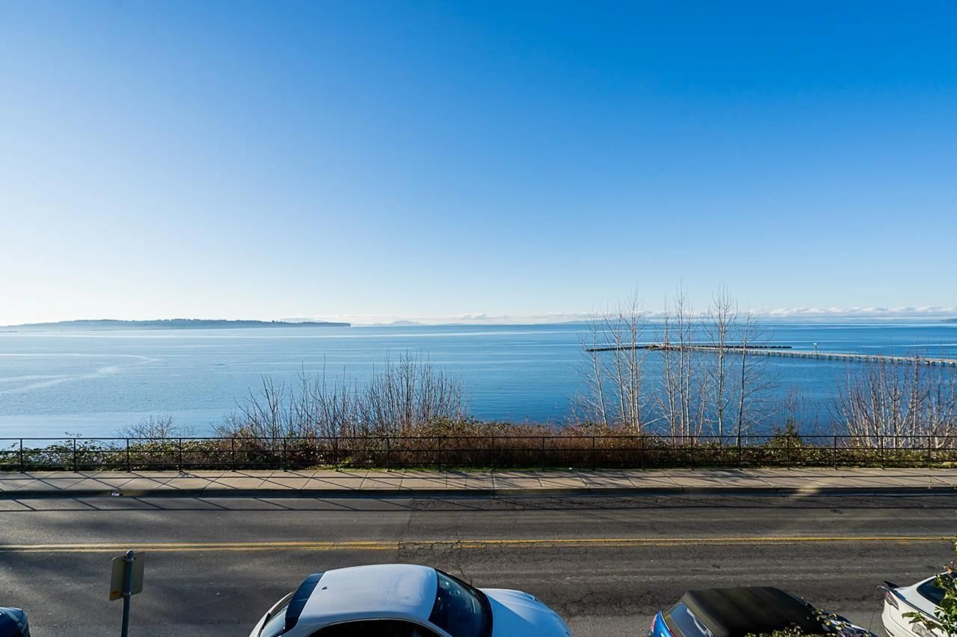 Unknown for 15233 MARINE DRIVE, White Rock British Columbia V4B1C7