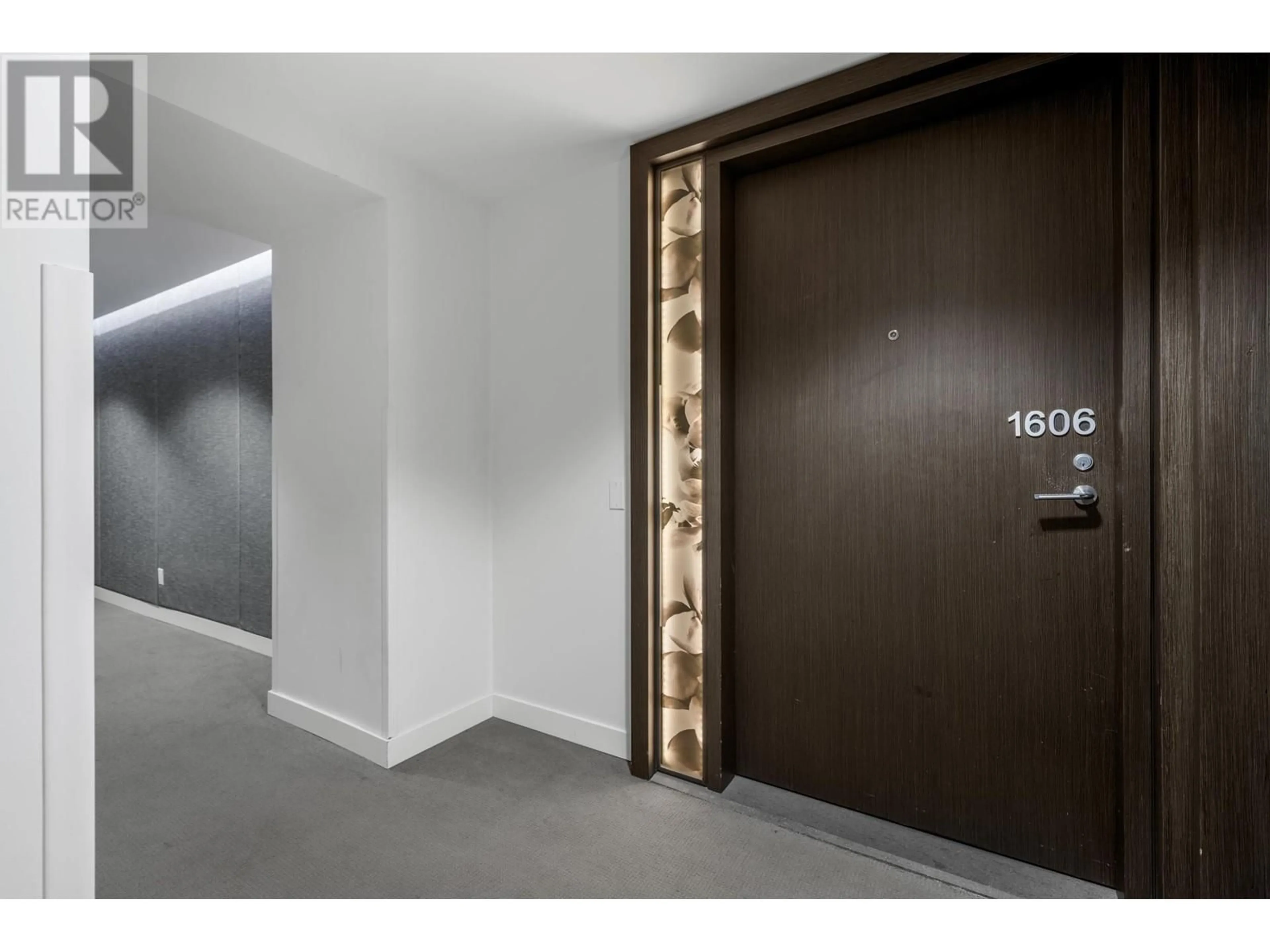 Indoor foyer for 1606 - 8555 GRANVILLE STREET, Vancouver British Columbia V6P0C3