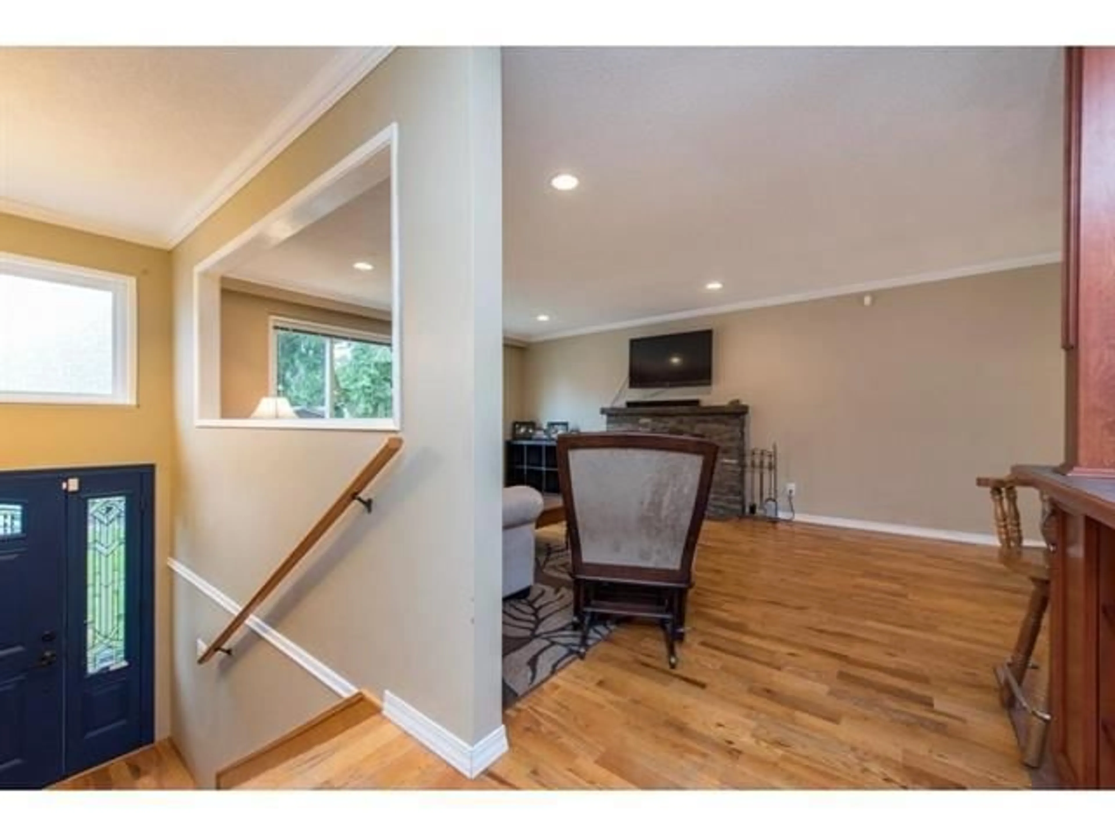Unknown for 4815 201, Langley British Columbia V3A5V6
