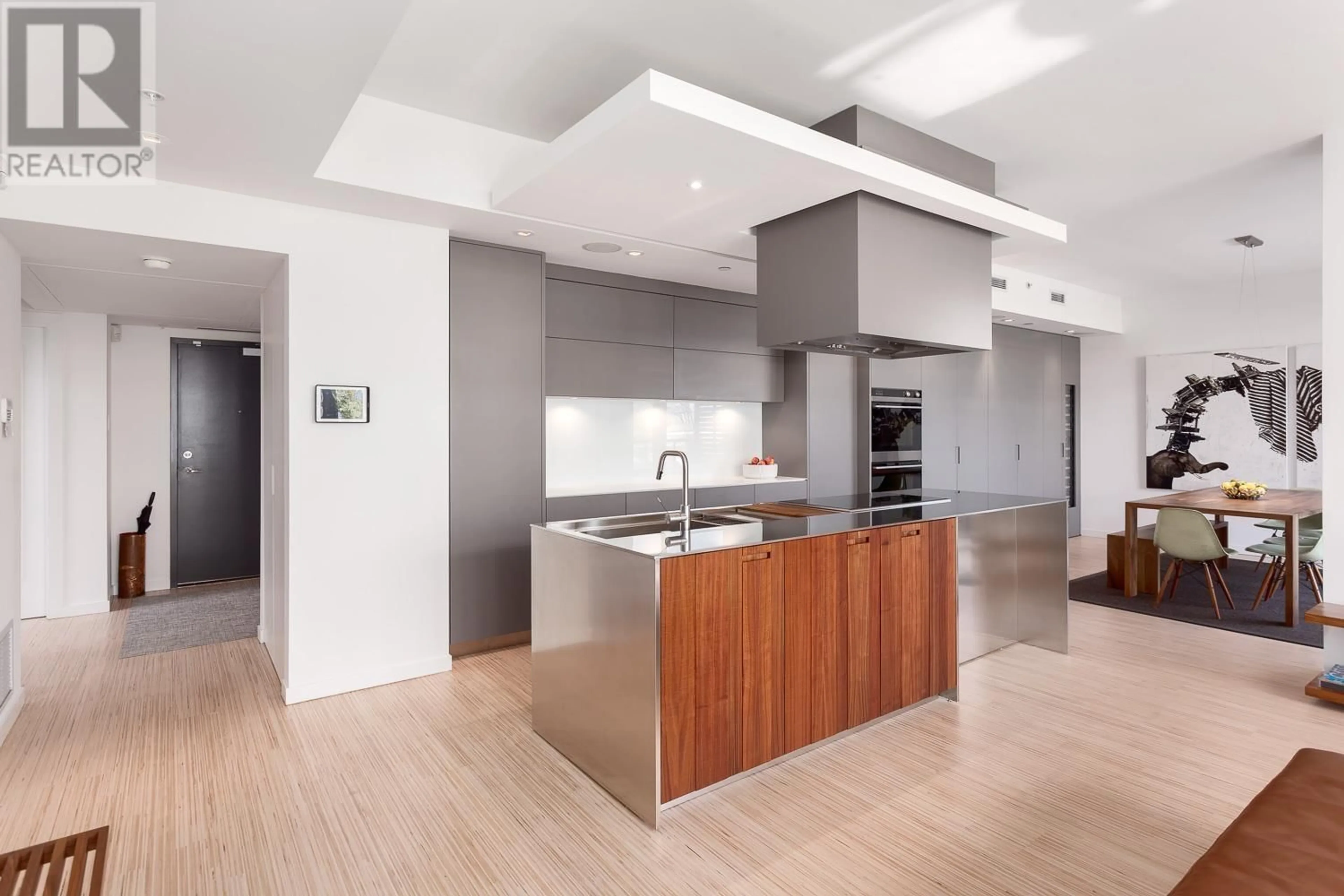 Contemporary kitchen, unknown for 701 36 WATER STREET, Vancouver British Columbia V6B0B7