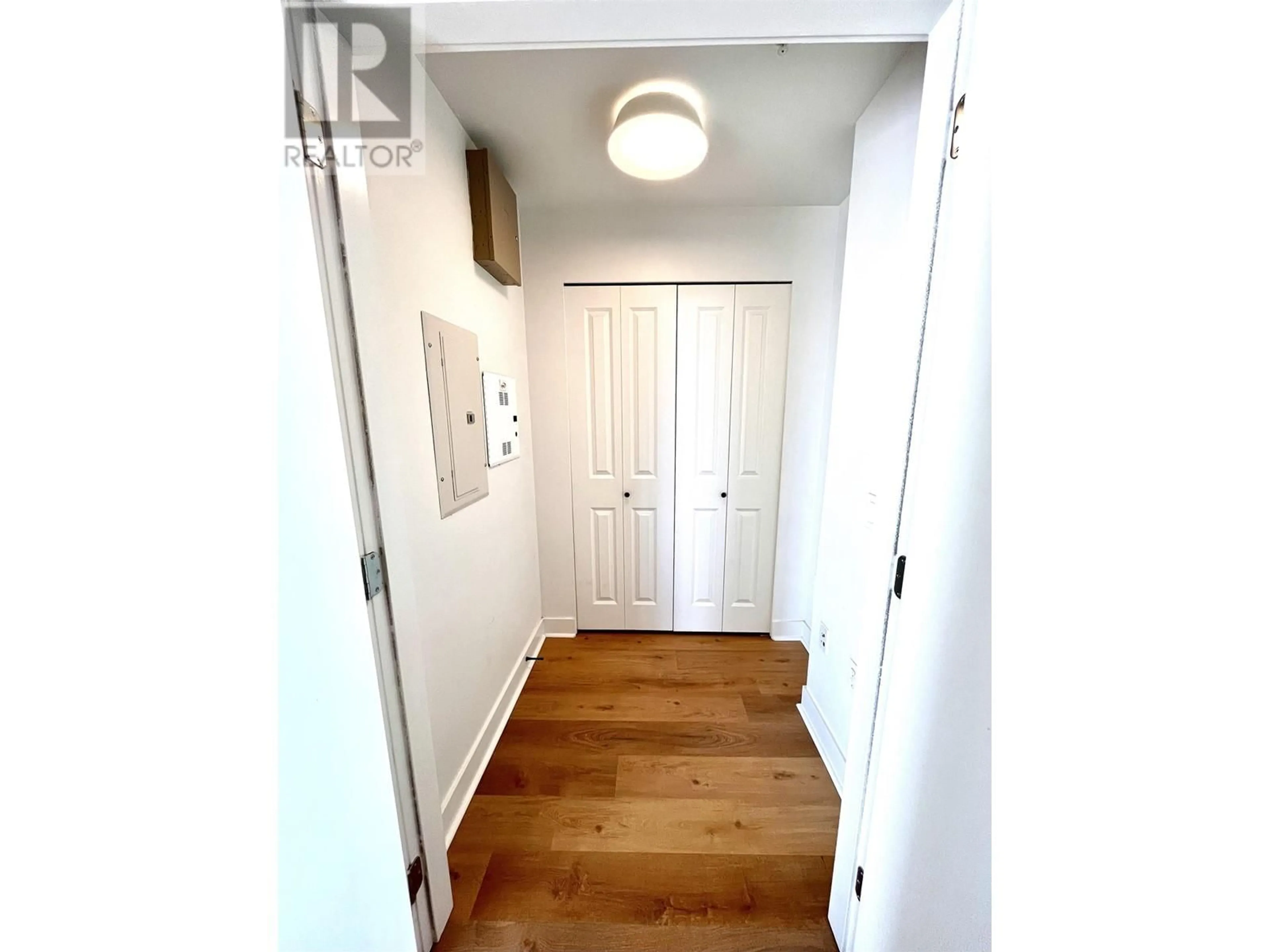 Indoor entryway for 1505 1833 CROWE STREET, Vancouver British Columbia V5Y0A2