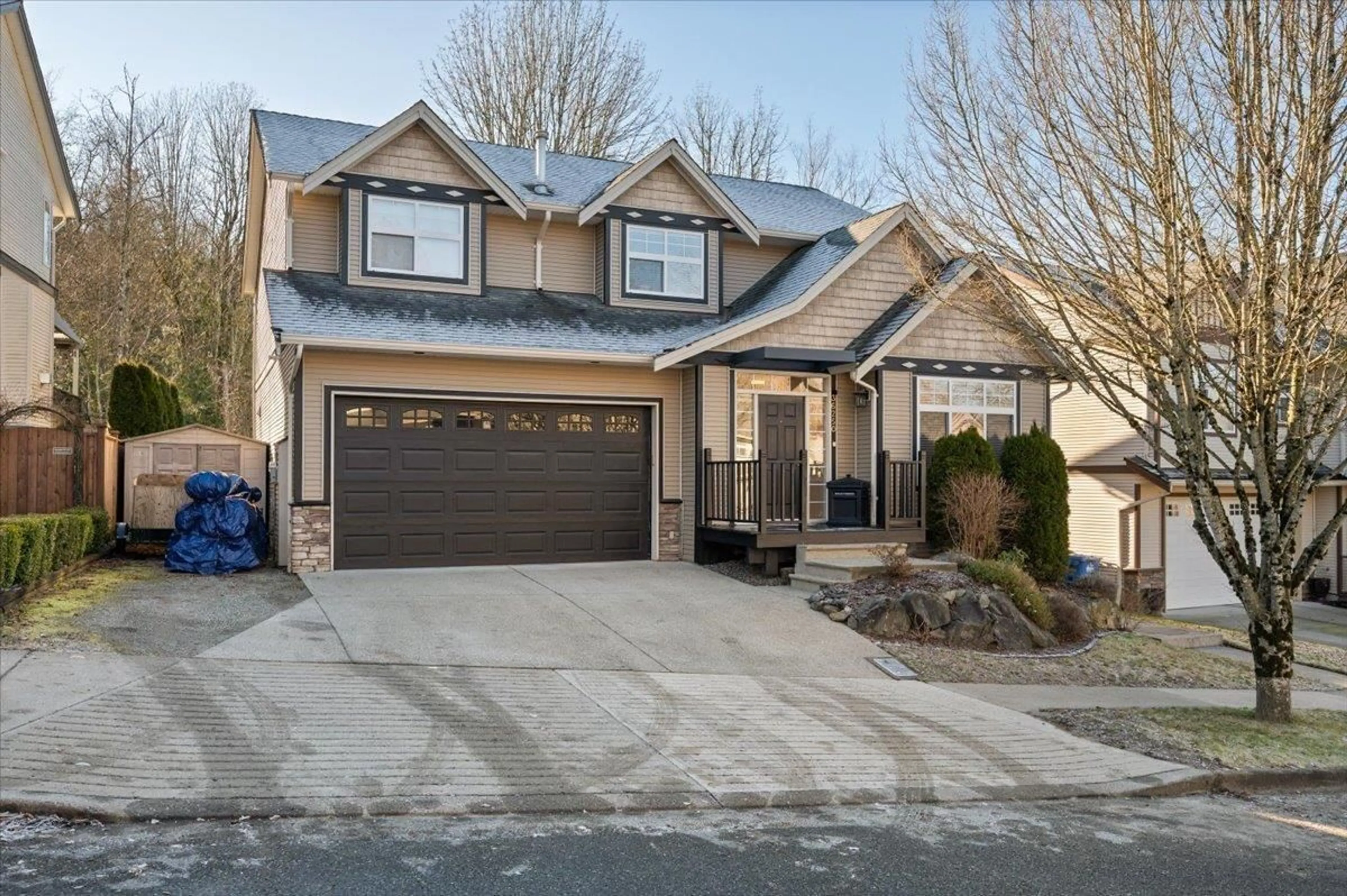 Home with vinyl exterior material, street for 36250 BUCKINGHAM DRIVE, Abbotsford British Columbia V3G3C8