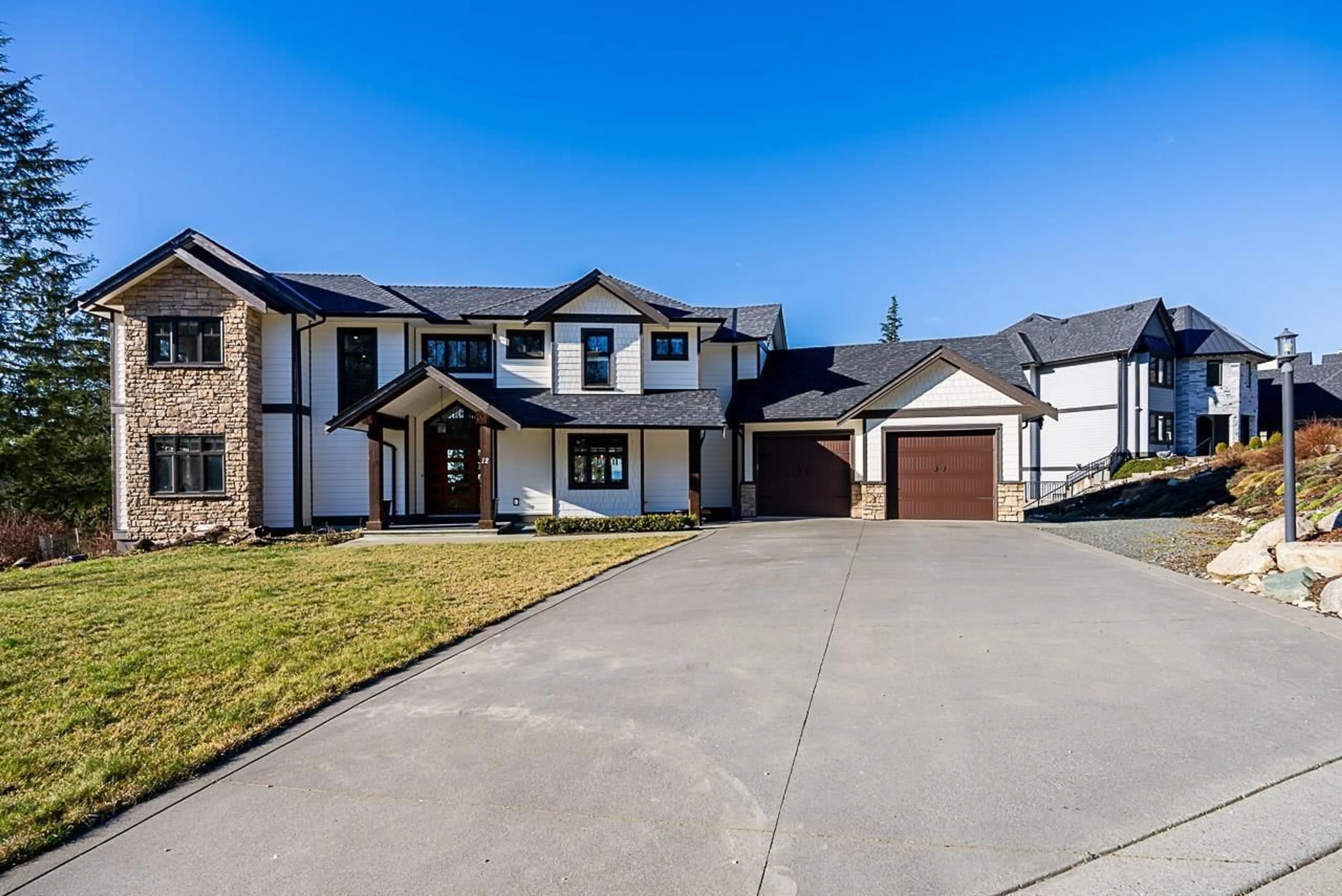 A pic from outside/outdoor area/front of a property/back of a property/a pic from drone, street for 12 37885 BAKSTAD ROAD, Abbotsford British Columbia V3G0E4