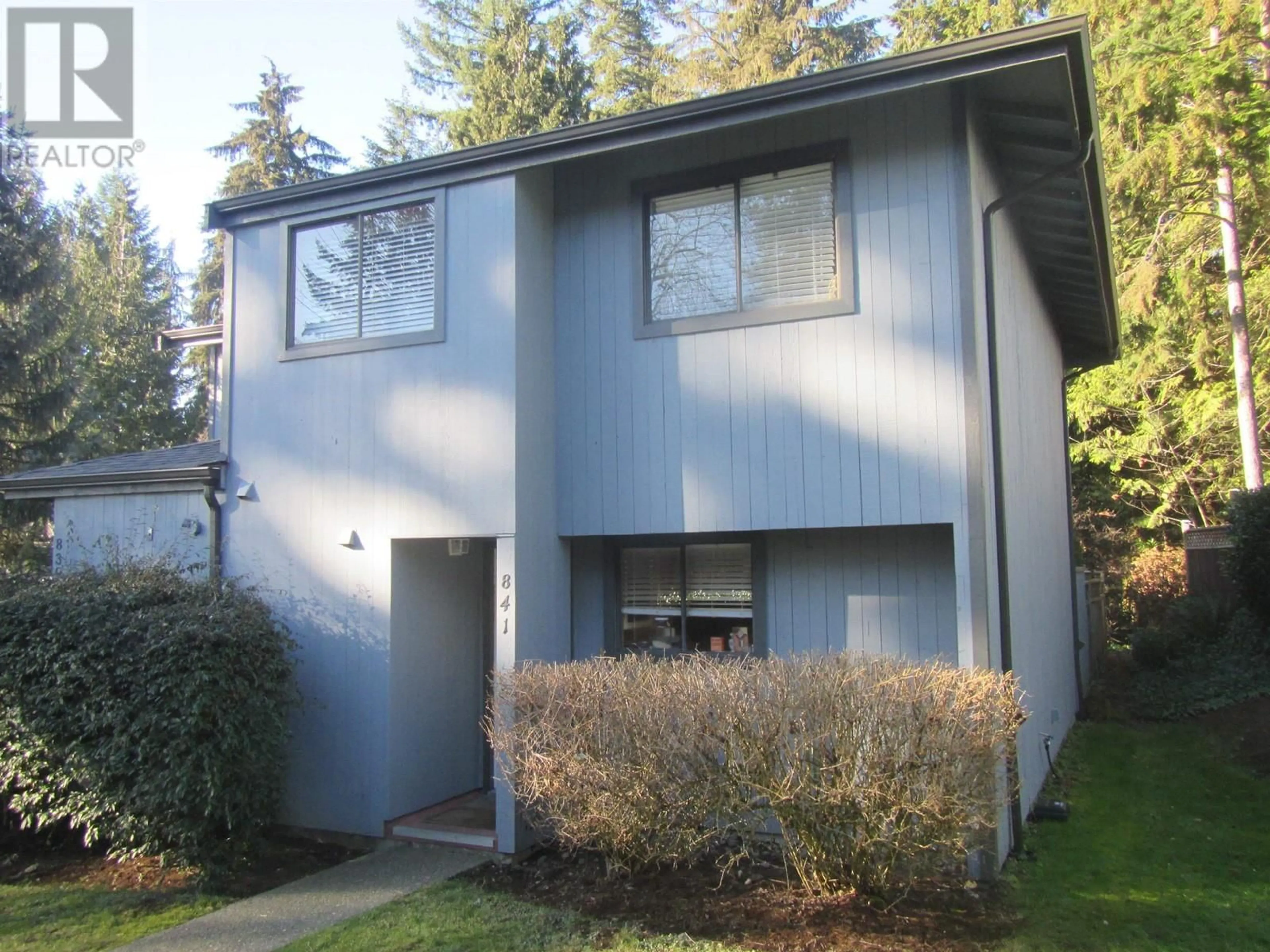 Home with vinyl exterior material, street for 841 ALEXANDER BAY, Port Moody British Columbia V3H3R7